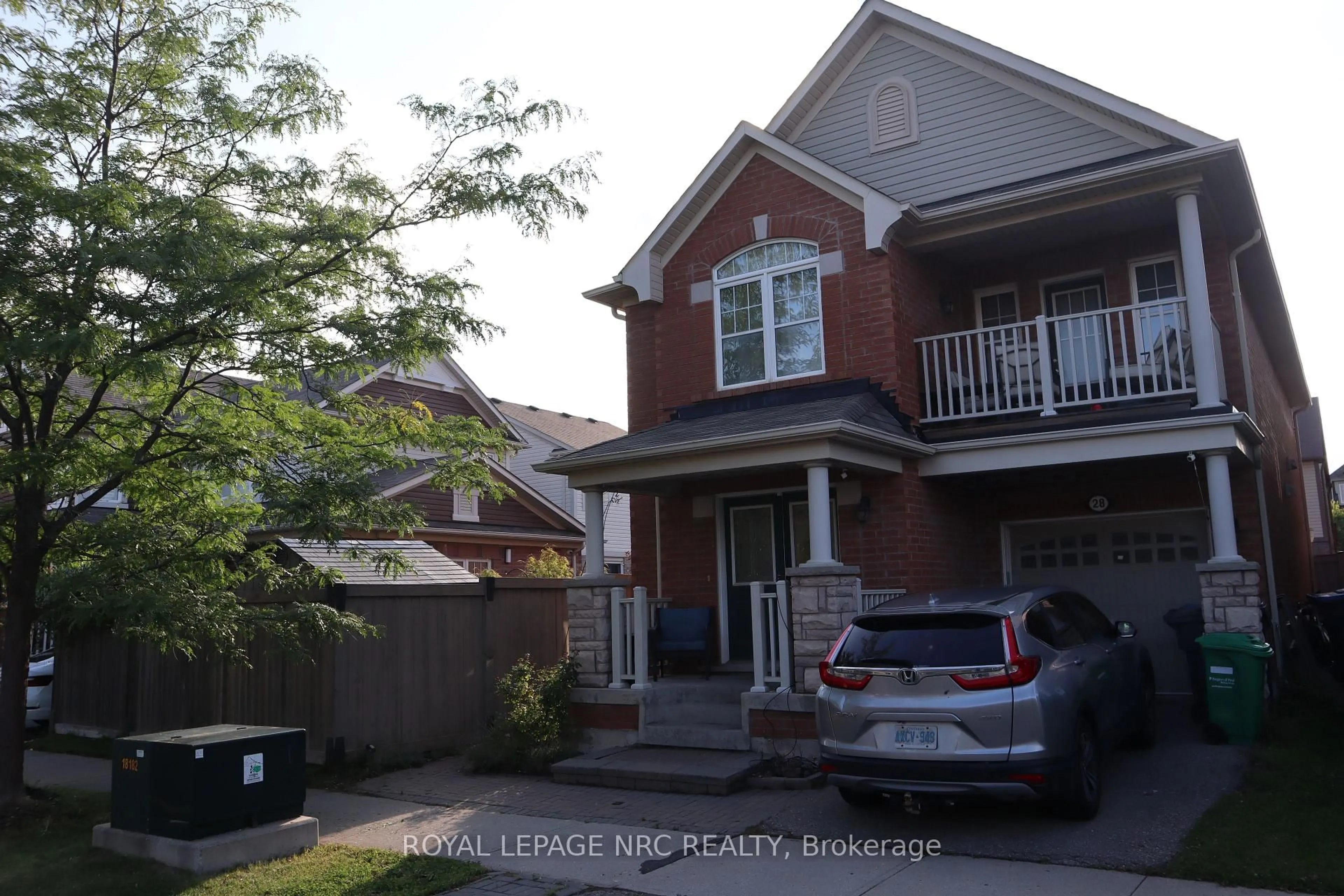 Home with brick exterior material, street for 28 Dulverton Dr, Brampton Ontario L7A 0P3