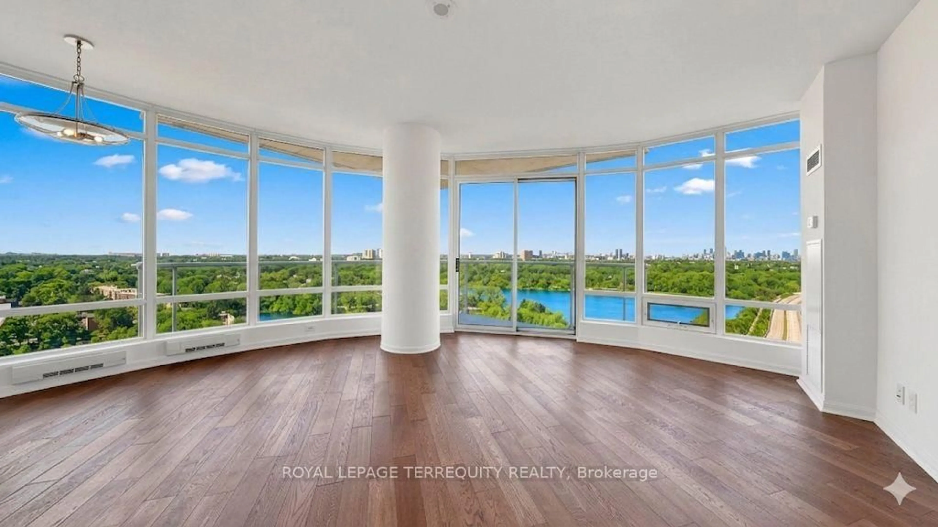 A pic of a room for 15 Windermere Ave #2205, Toronto Ontario M6S 5A2