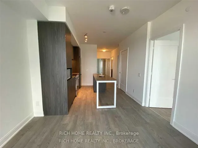 70 Annie craig Dr #1506, Toronto 5