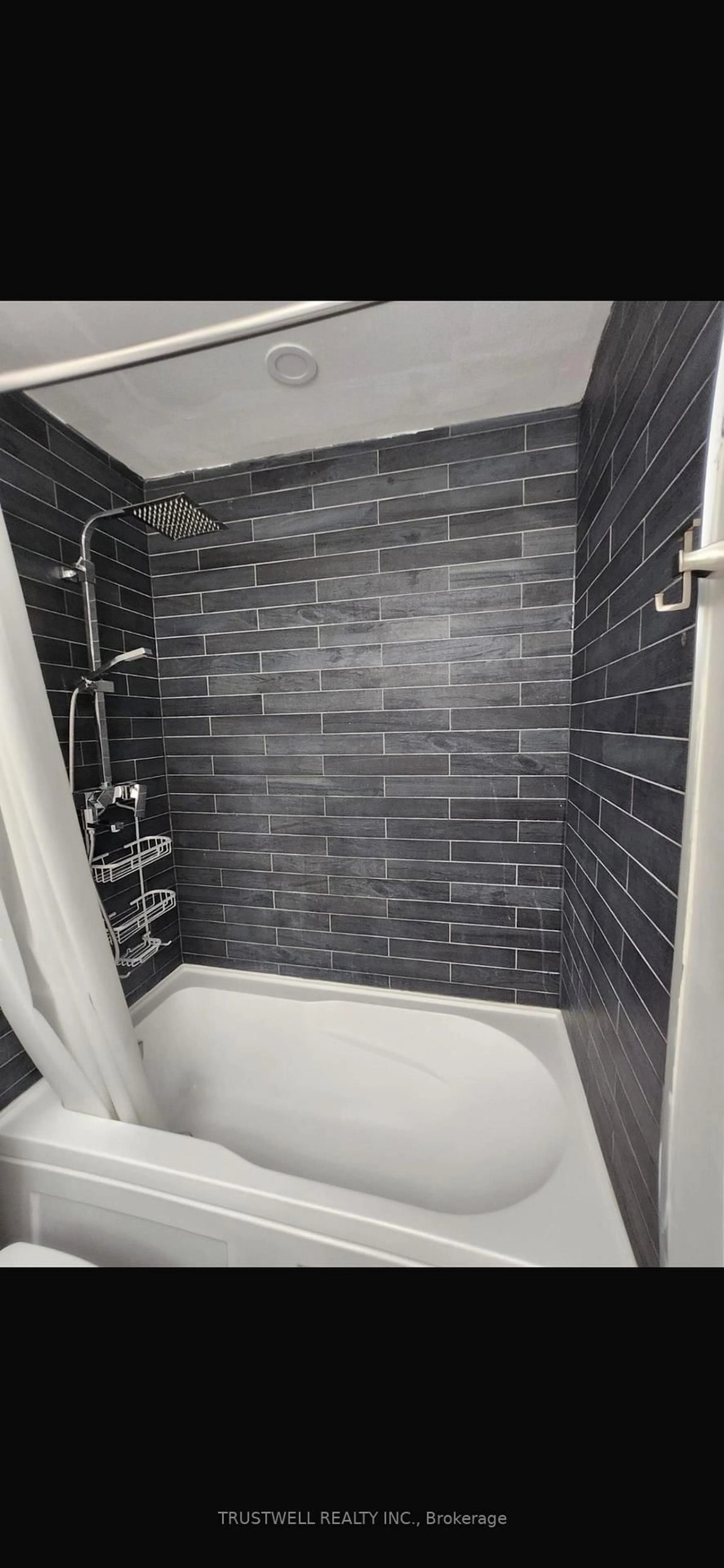 Contemporary bathroom, ceramic/tile floor for 3040 Constitution Blvd #105, Mississauga Ontario L4Y 3X7