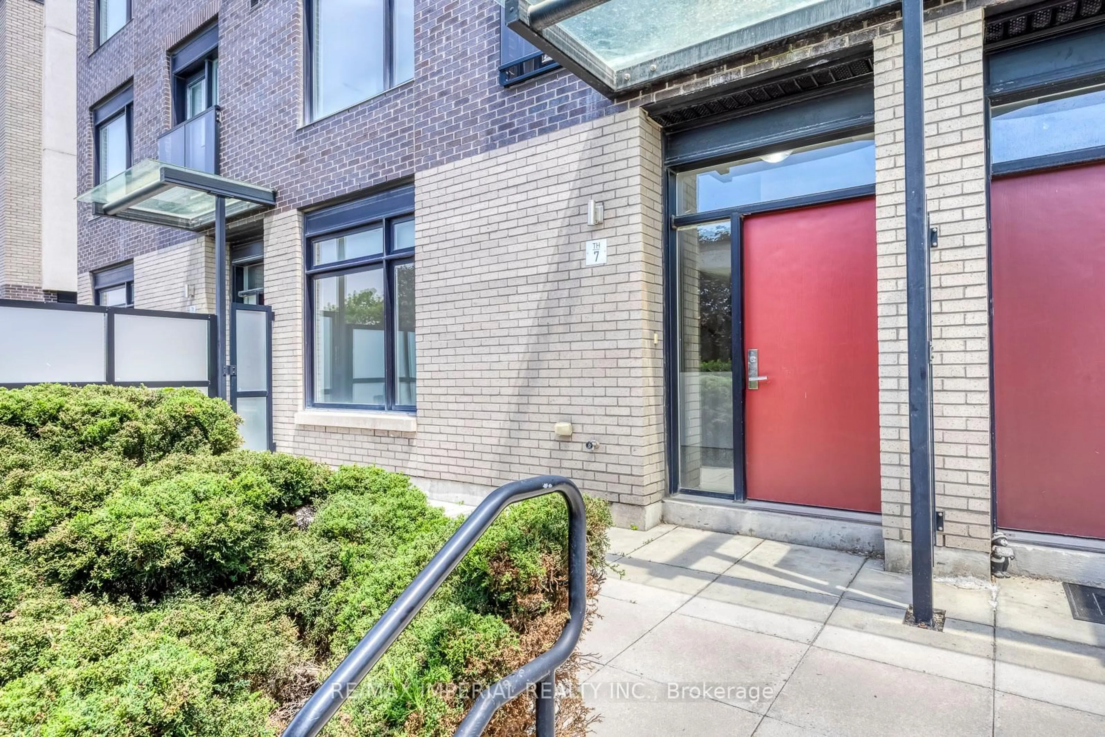 Unknown for 4020 Parkside Village Dr #7, Mississauga Ontario L5B 0K2