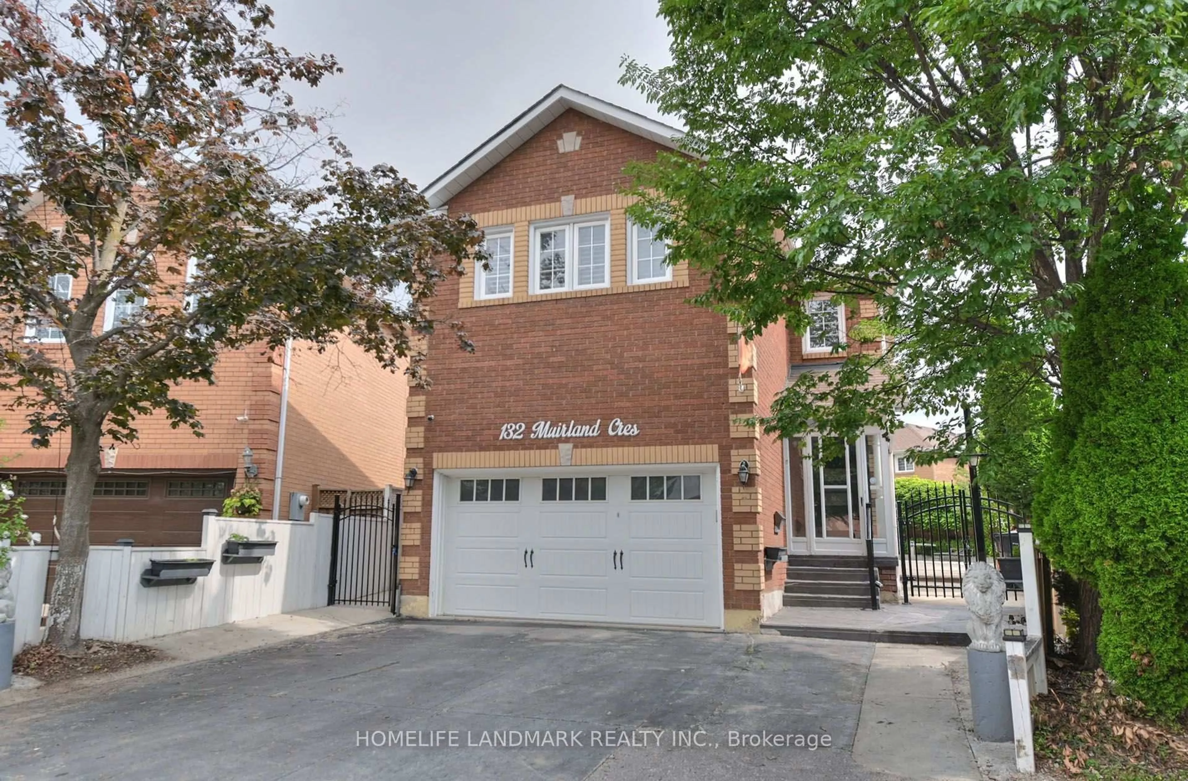 Home with brick exterior material, street for 132 Muirland Cres, Brampton Ontario L6X 4G2