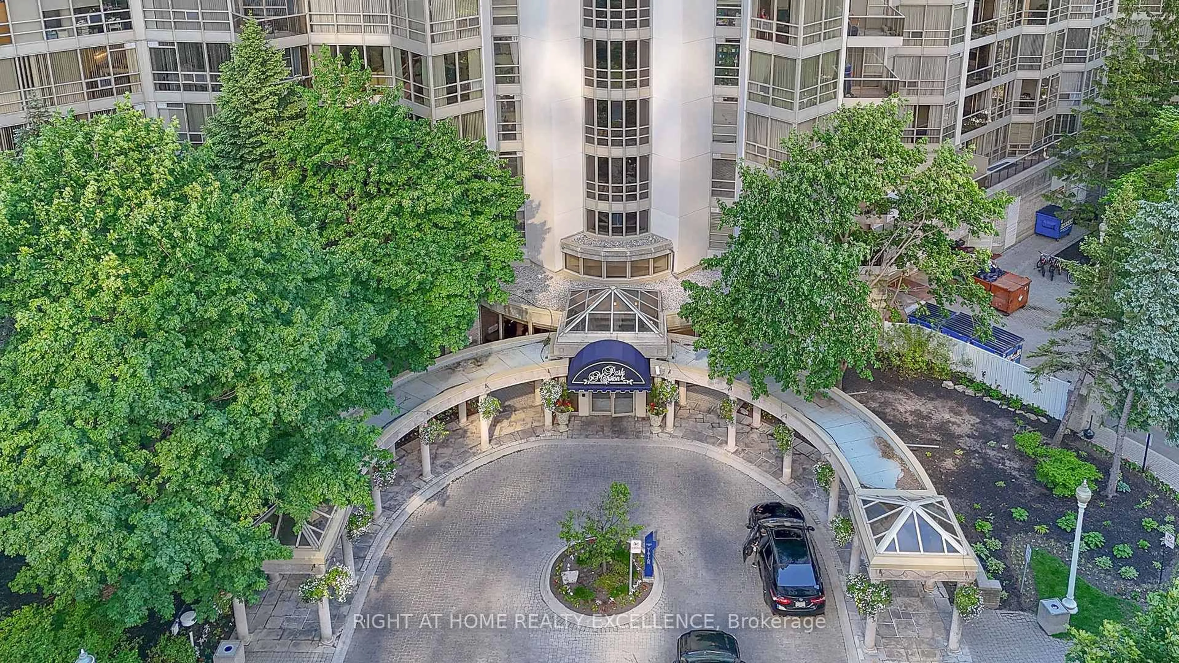 A pic from outside/outdoor area/front of a property/back of a property/a pic from drone, city buildings view from balcony for 45 Kingsbridge Garden Circ #2410, Mississauga Ontario L5R 3K4