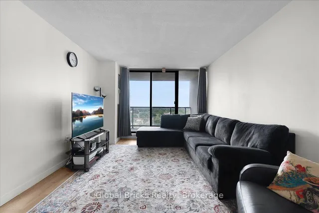 17 Knightsbridge Rd #1103, Brampton 3