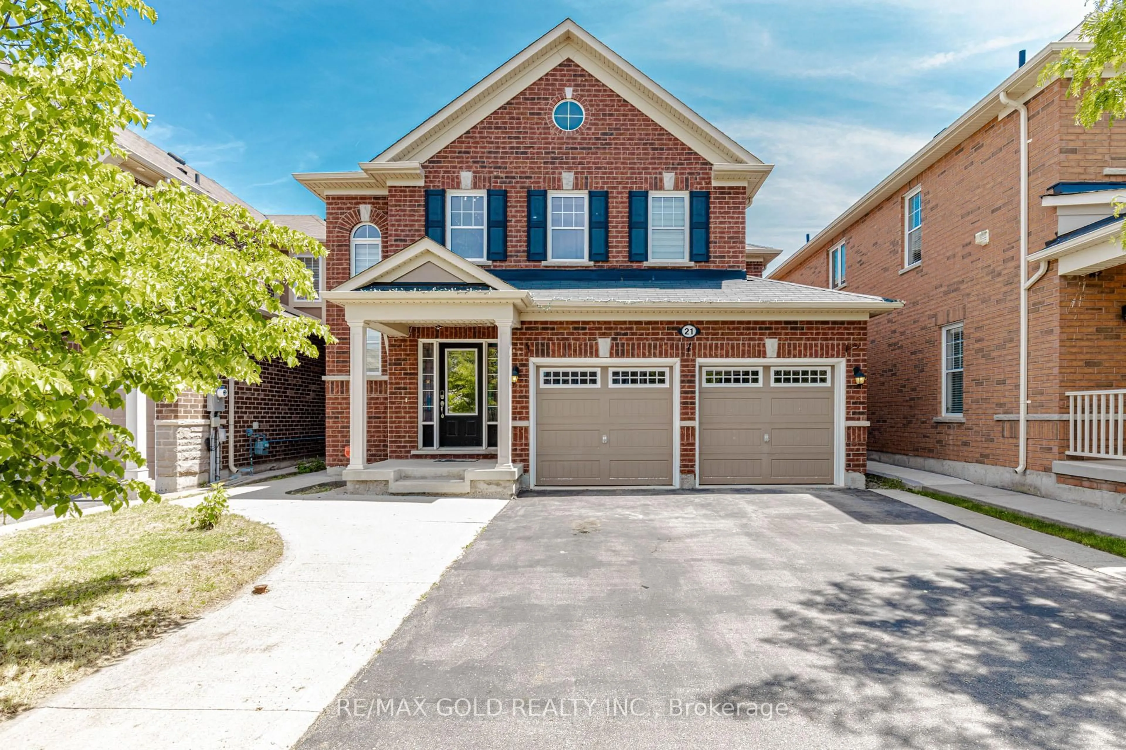 Home with brick exterior material, street for 21 Killick Rd, Brampton Ontario L7A 0Y6