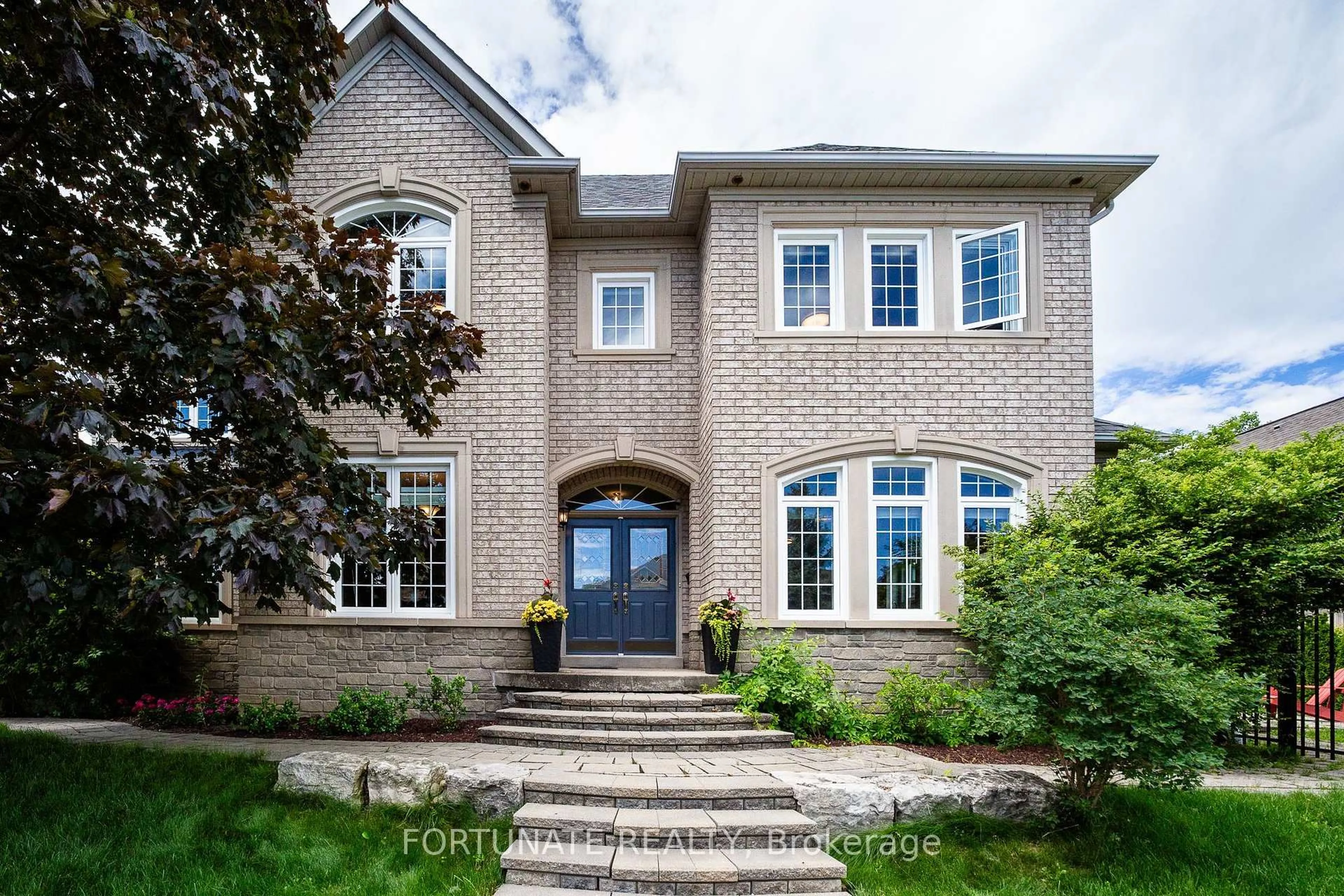 Home with brick exterior material, street for 2071 Pinevalley Cres, Oakville Ontario L6H 6L8
