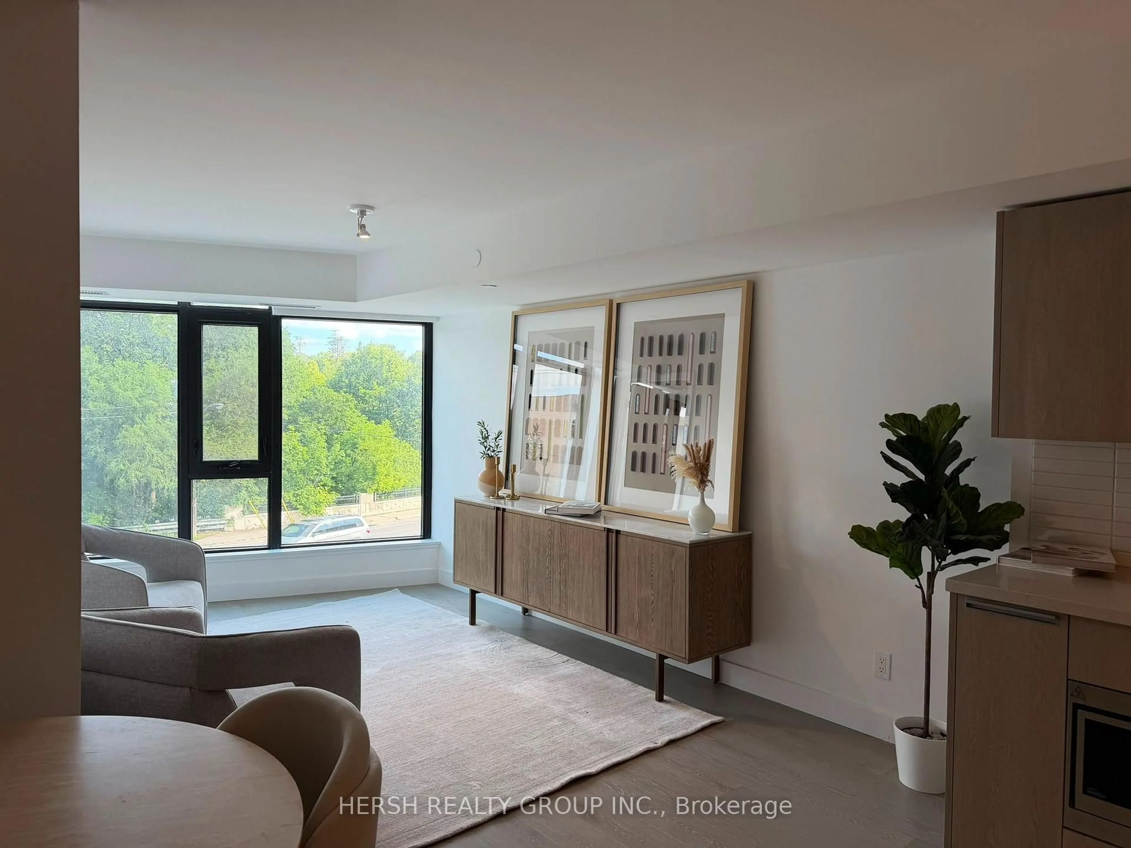 Living room with furniture, unknown for 160 Kingsway Cres #211, Toronto Ontario M8X 0B5