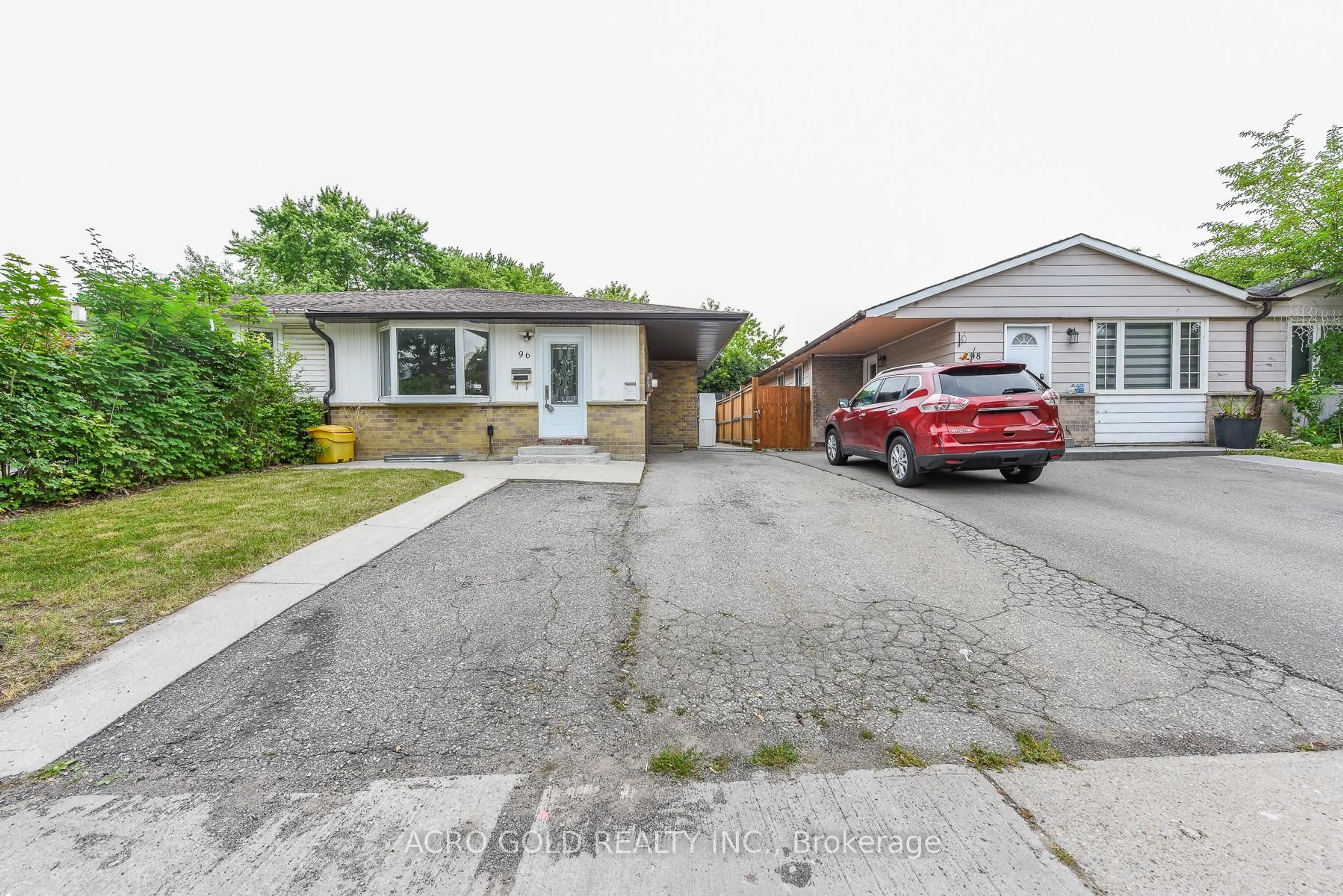 Unknown for 96 Archdekin Dr, Brampton Ontario L6V 1Y7