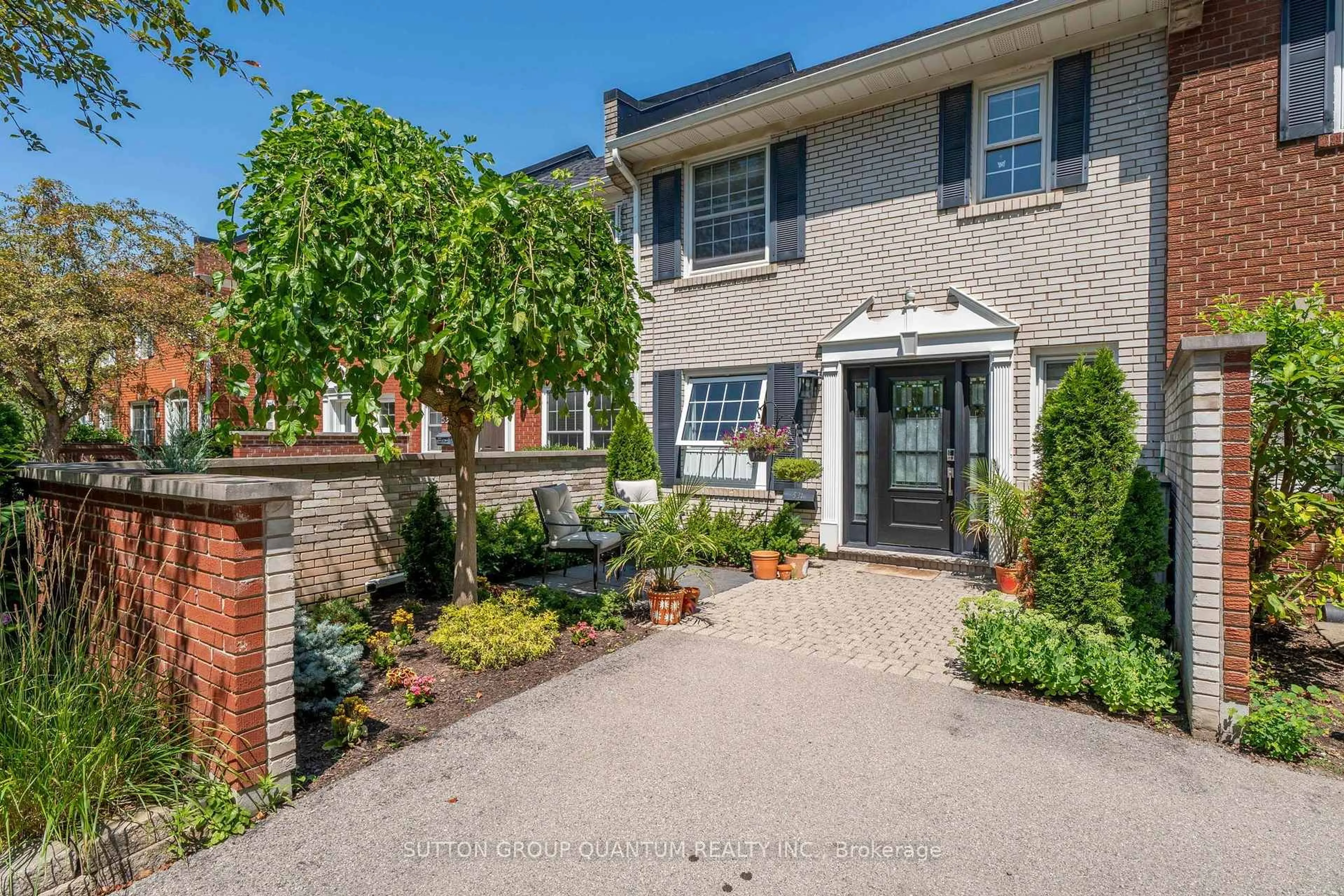 Home with brick exterior material, street for 531 Arlington Blvd #531, Burlington Ontario L7N 2S5