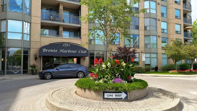 2511 Lakeshore Rd #109, Oakville 2