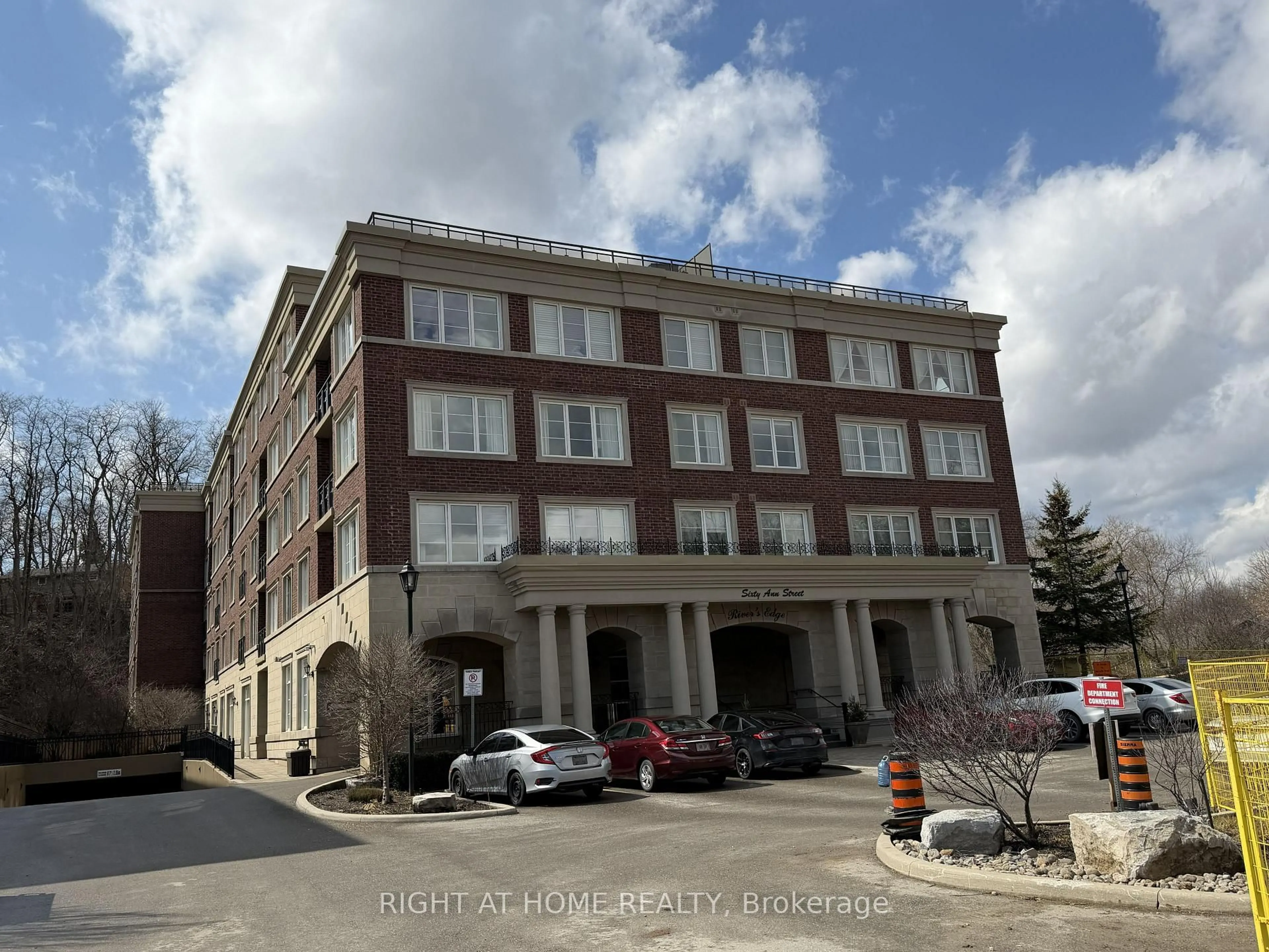 Unknown for 60 Ann St #309, Caledon Ontario L7E 4G5