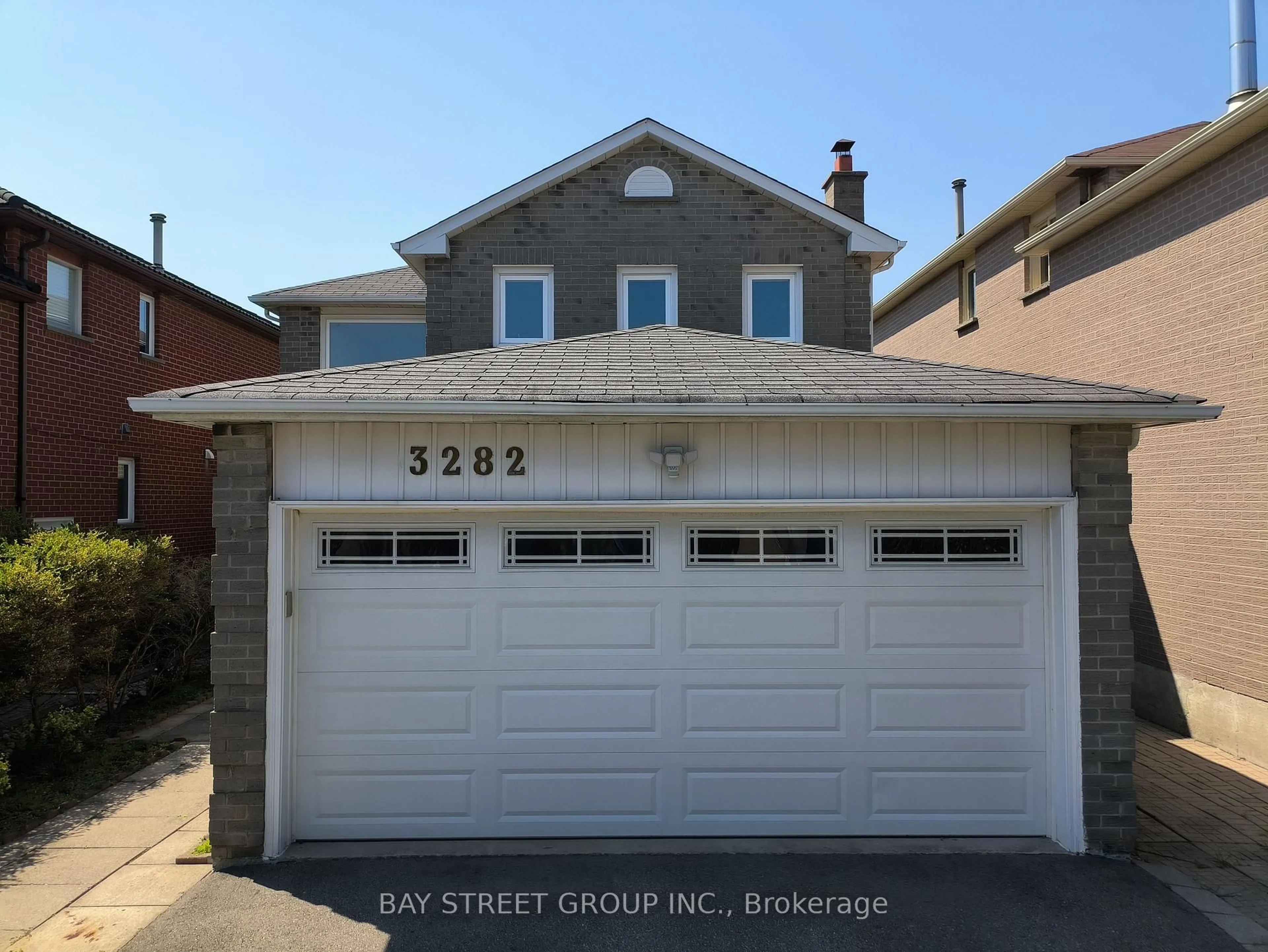 Unknown for 3282 Dragon Dr, Mississauga Ontario L5B 3G7