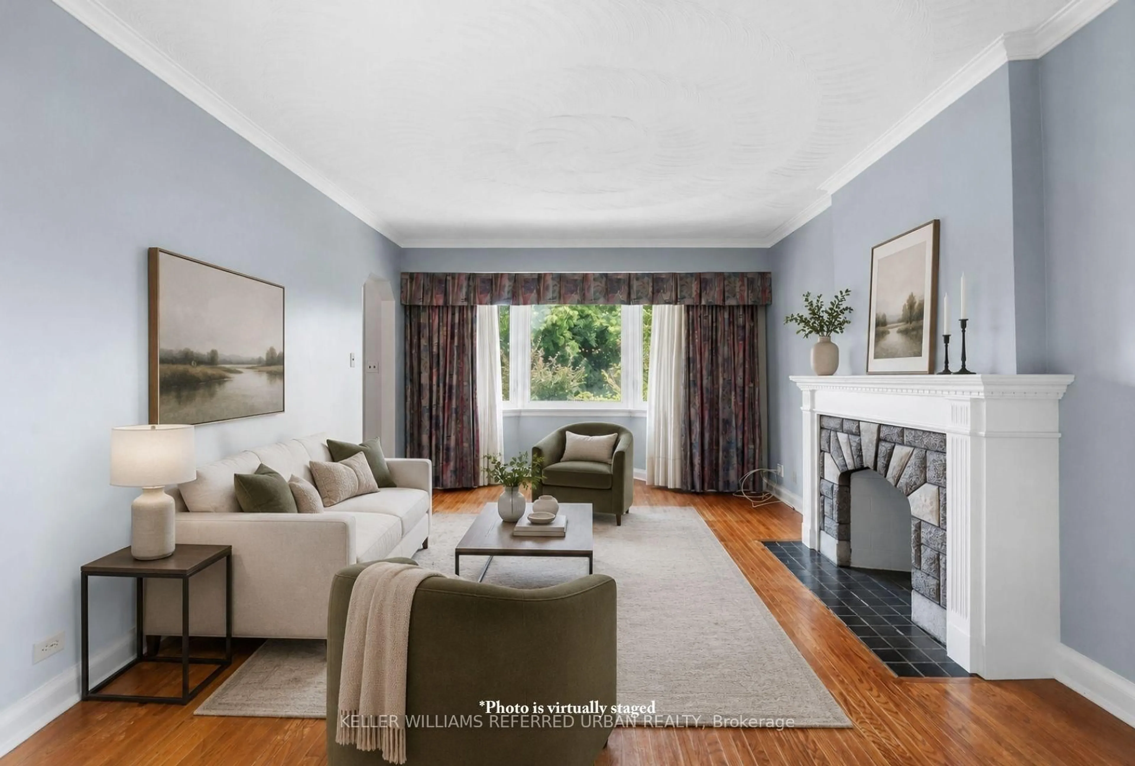 Living room with furniture, unknown for 114 Gracefield Ave, Toronto Ontario M6L 1L1