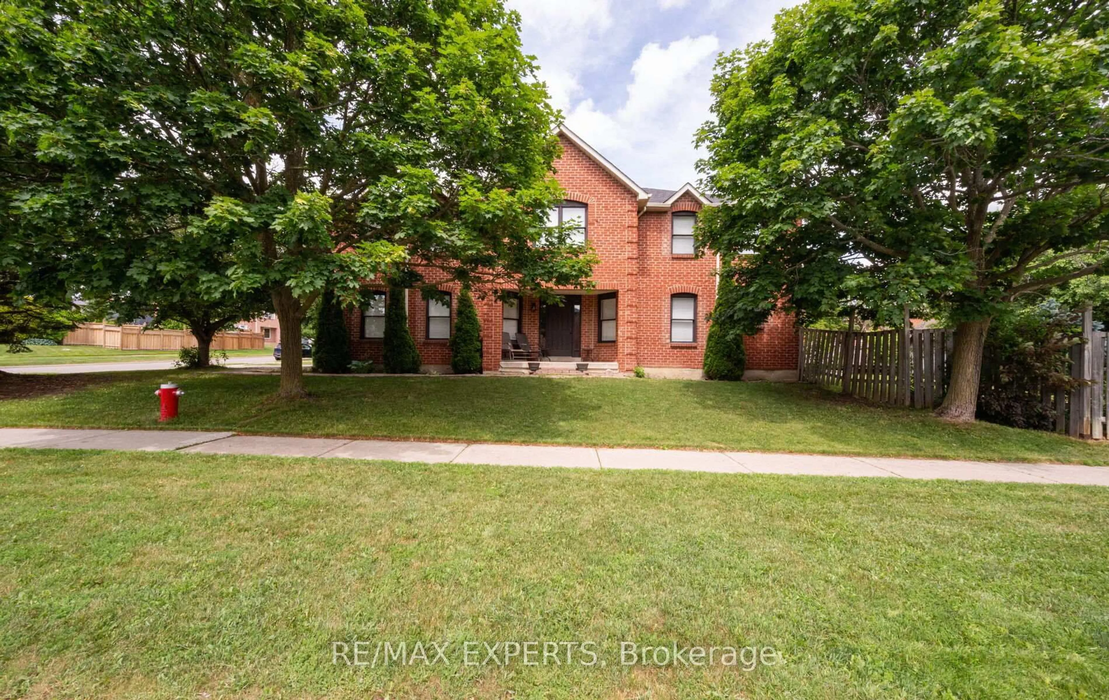 Home with brick exterior material, street for 1 Goodfellow Cres, Caledon Ontario L7E 5Z4