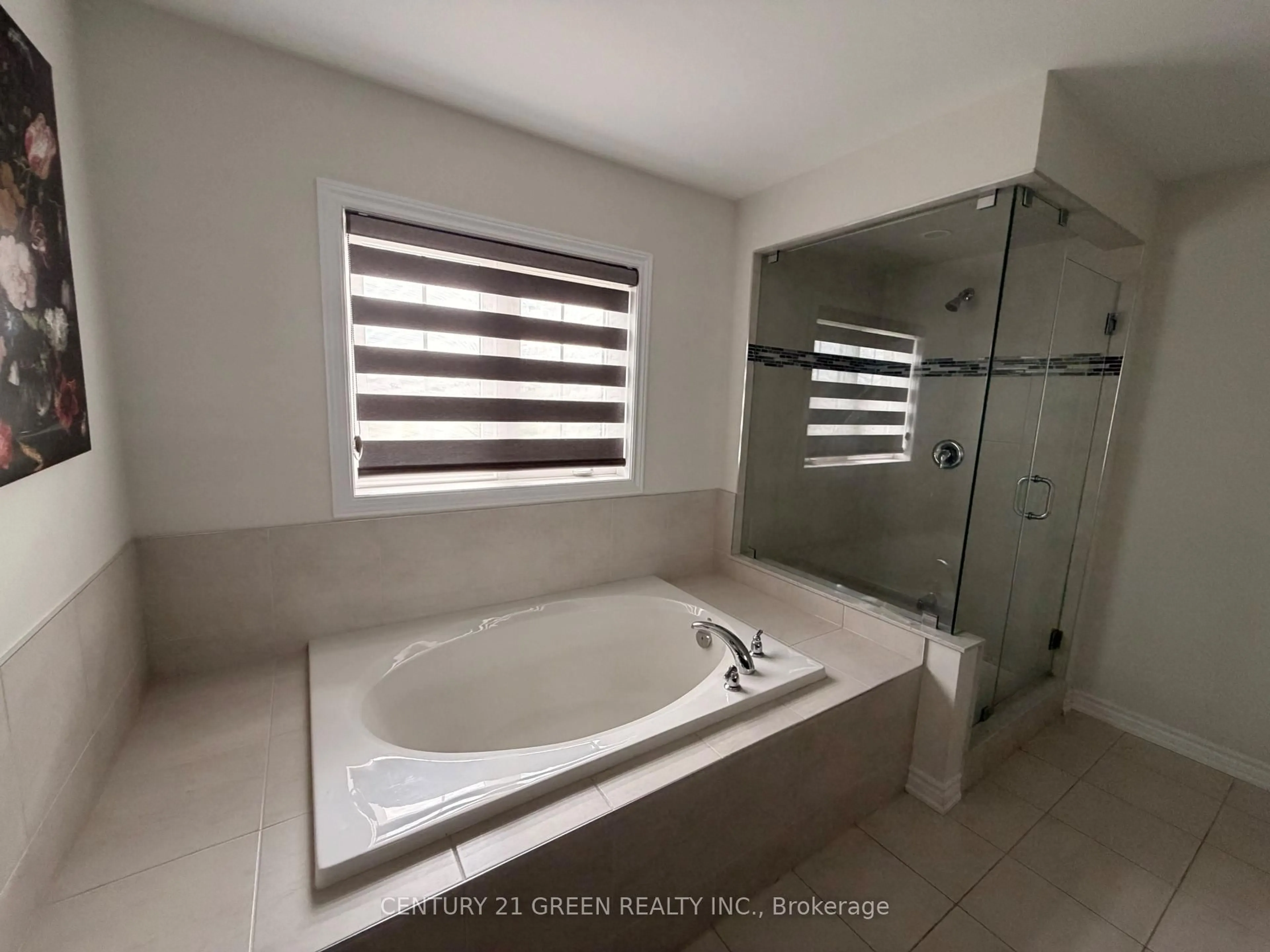 Contemporary bathroom, ceramic/tile floor for 4 Action Dr, Brampton Ontario L7A 4X8
