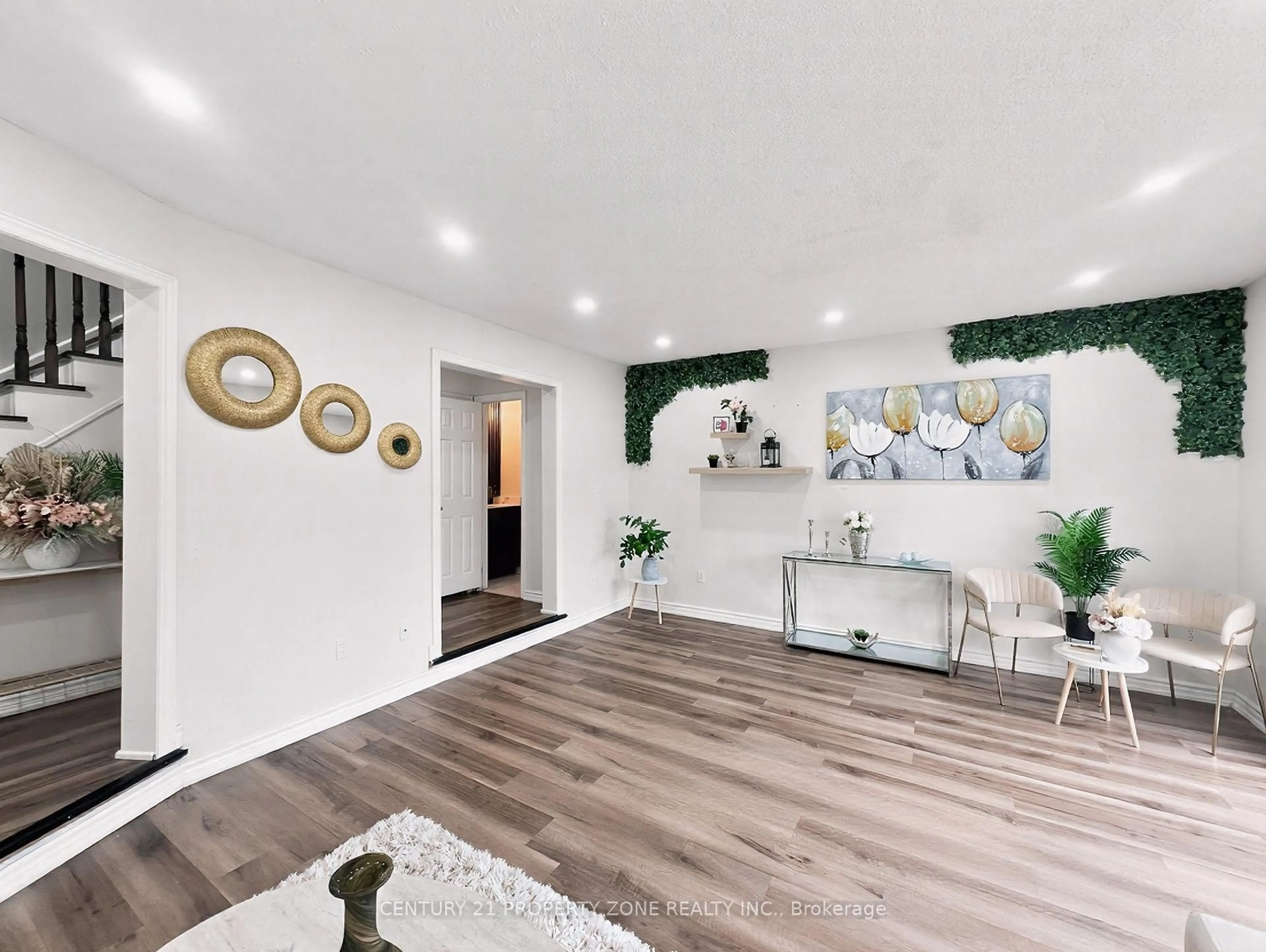 Indoor entryway for 65 Shady Pine Circ, Brampton Ontario L6R 1K3