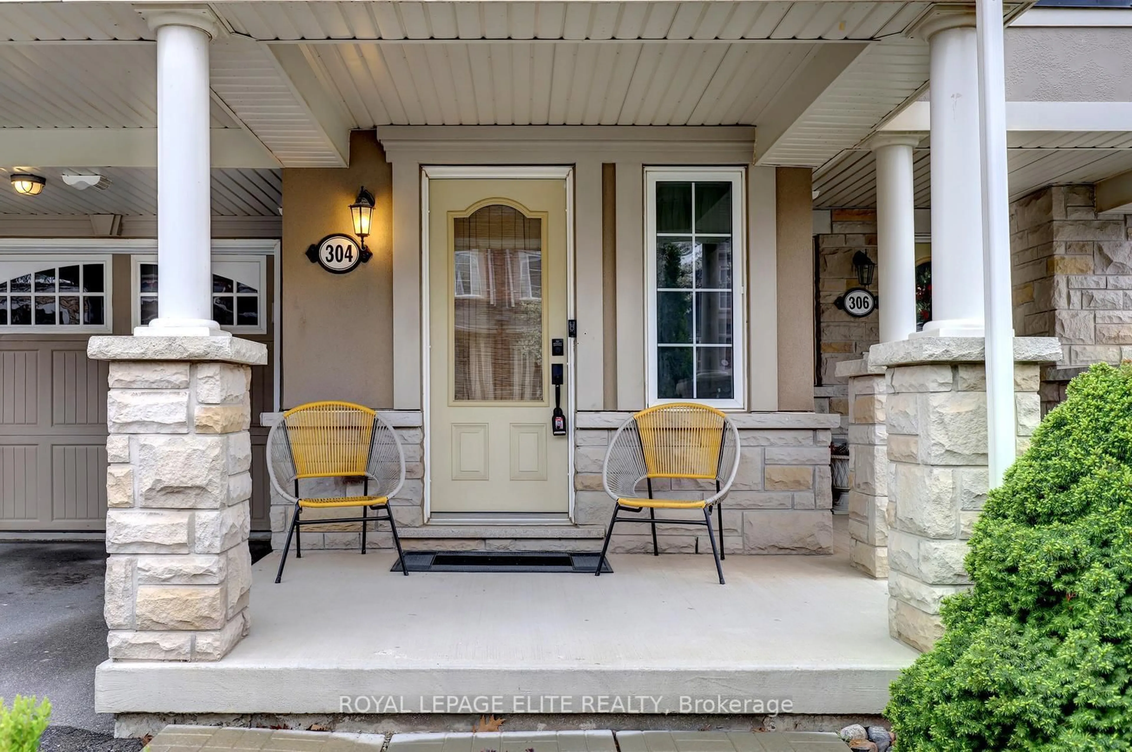 Indoor entryway for 304 Sarah Cline Dr, Oakville Ontario L6M 0V7