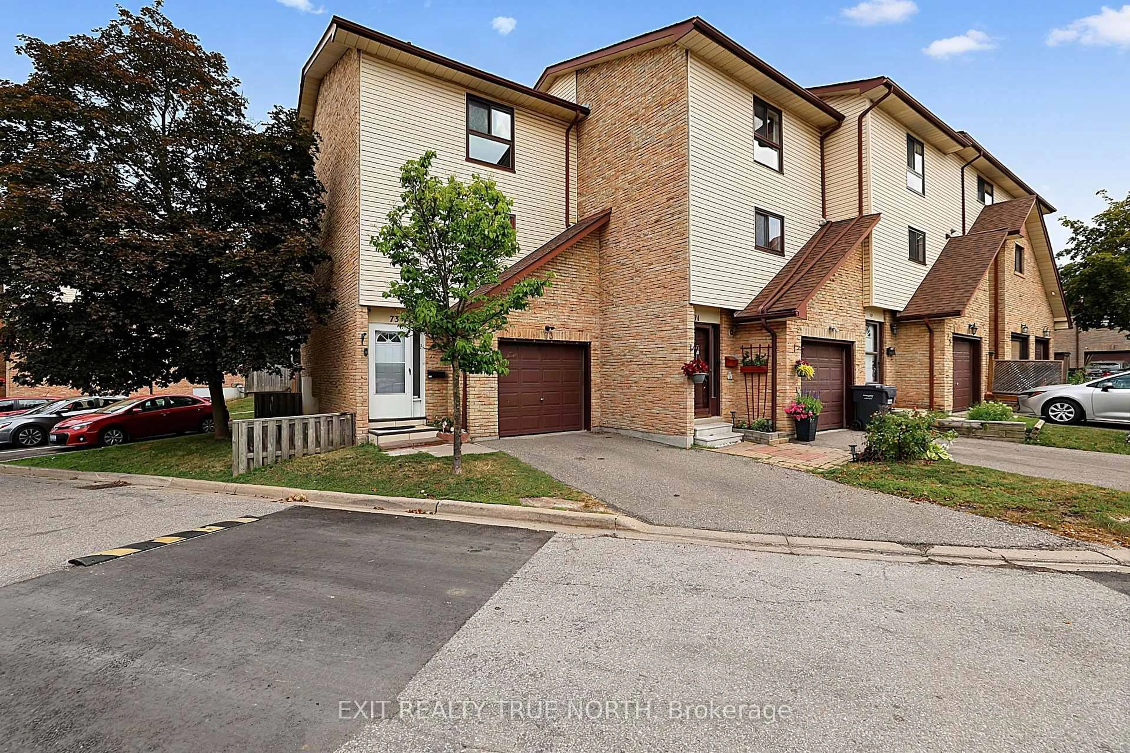 A pic from outside/outdoor area/front of a property/back of a property/a pic from drone, street for 73 Collins Cres, Brampton Ontario L6V 3N1