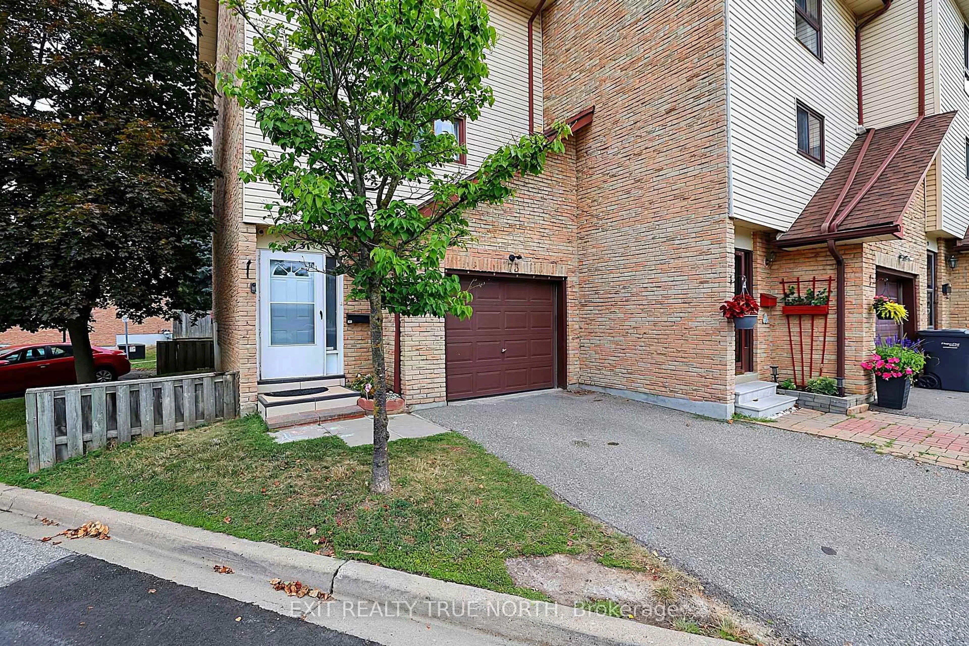 Unknown for 73 Collins Cres, Brampton Ontario L6V 3N1