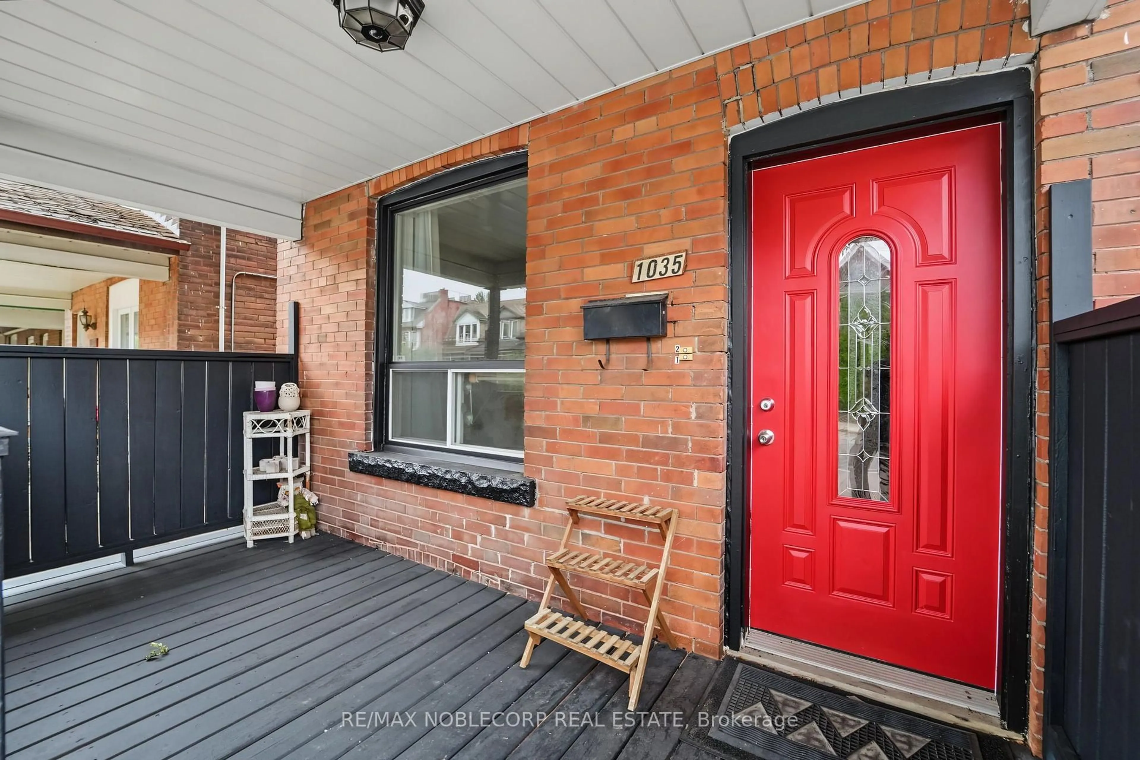 Unknown for 1035 Dovercourt Rd, Toronto Ontario M6H 2X7