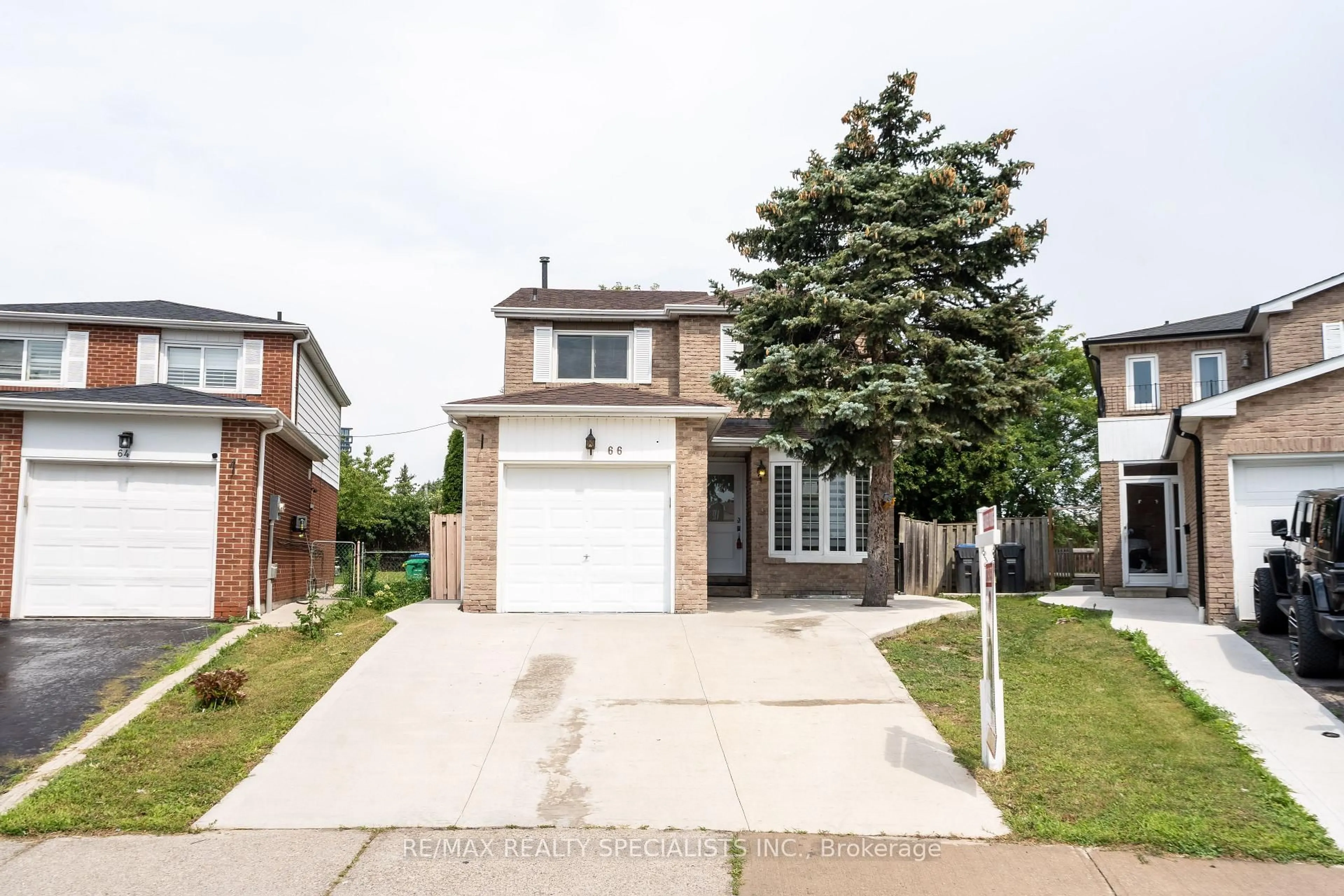 Home with brick exterior material, street for 66 Banting Cres, Brampton Ontario L6Y 2K9