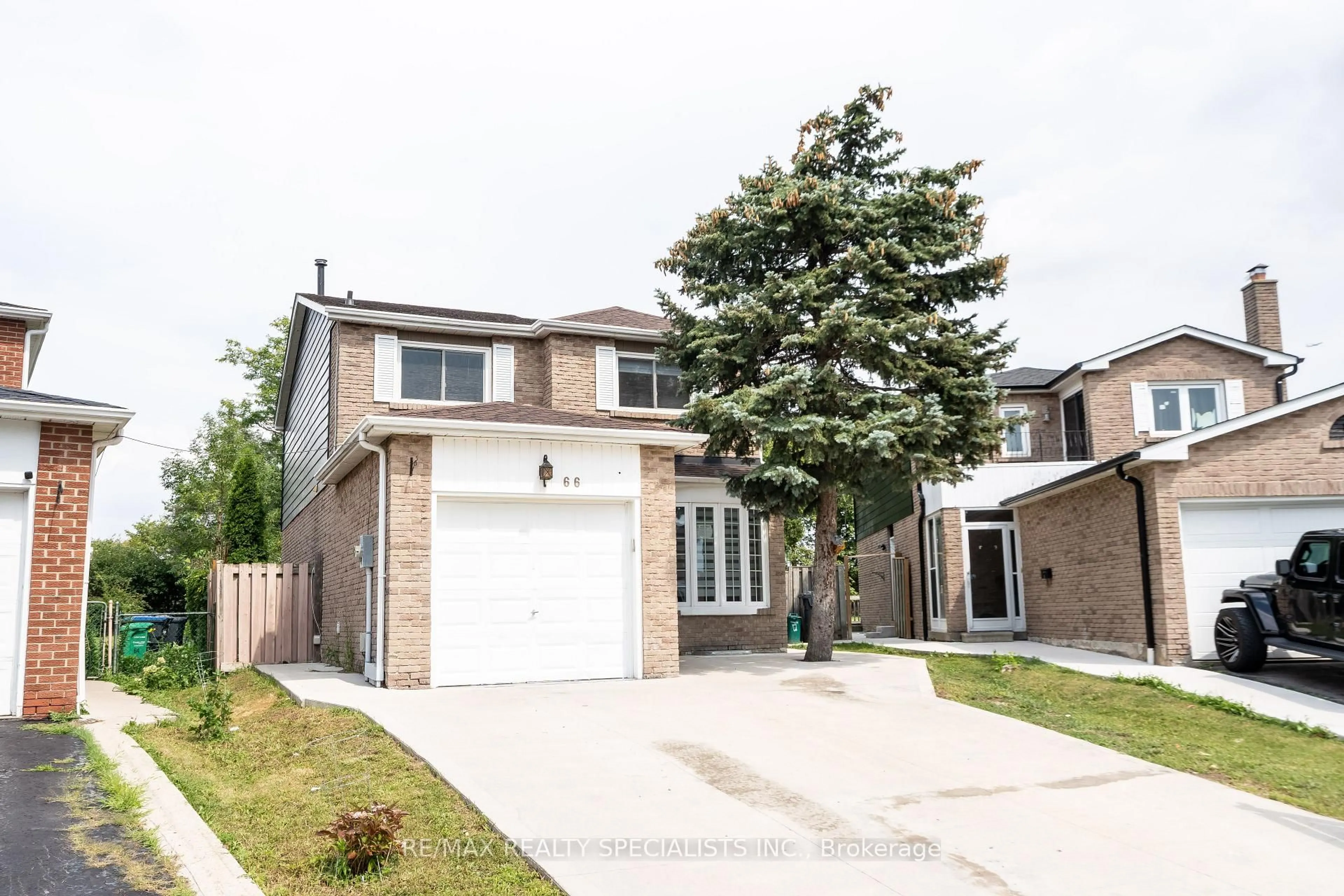 Home with brick exterior material, street for 66 Banting Cres, Brampton Ontario L6Y 2K9