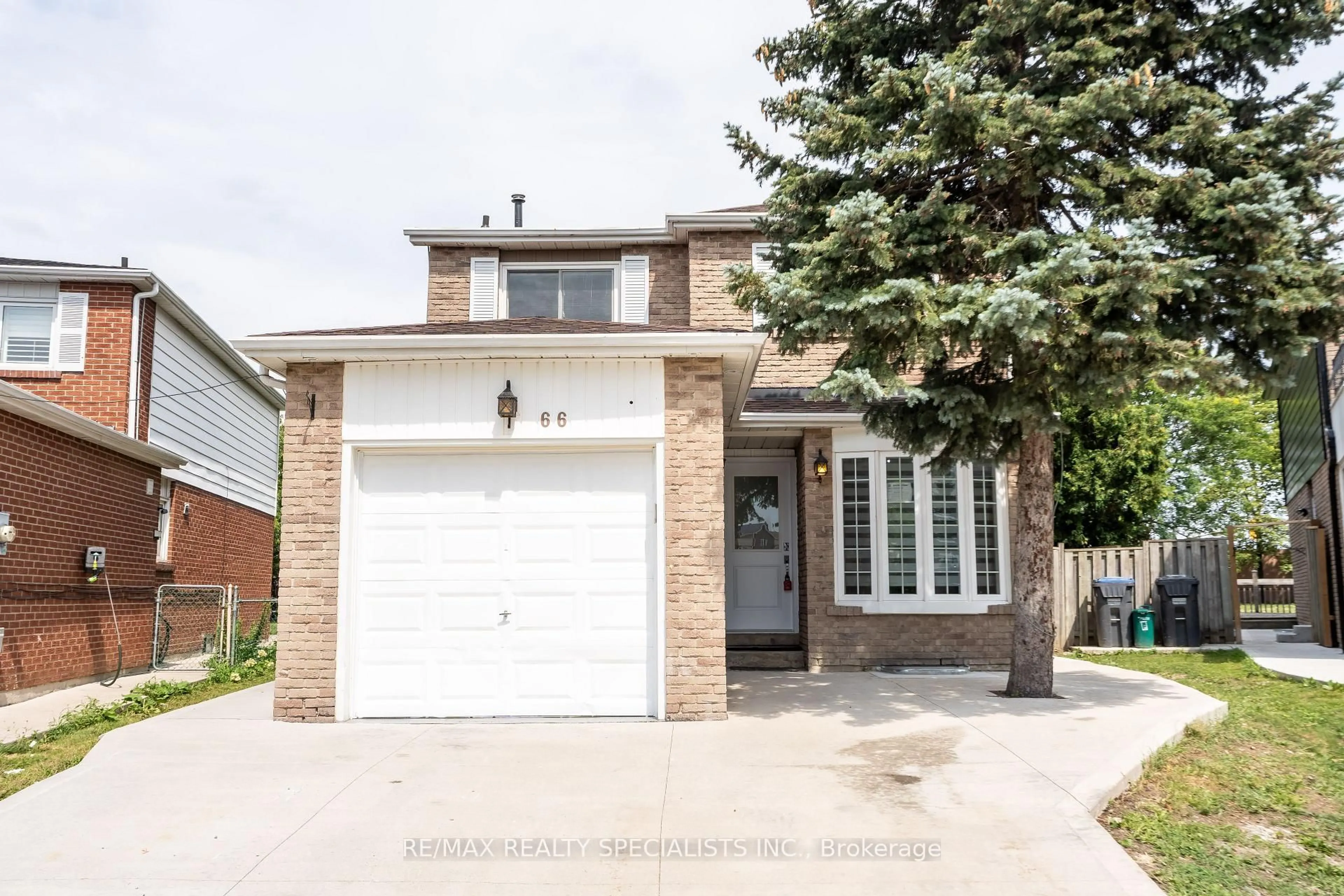 Home with brick exterior material, street for 66 Banting Cres, Brampton Ontario L6Y 2K9