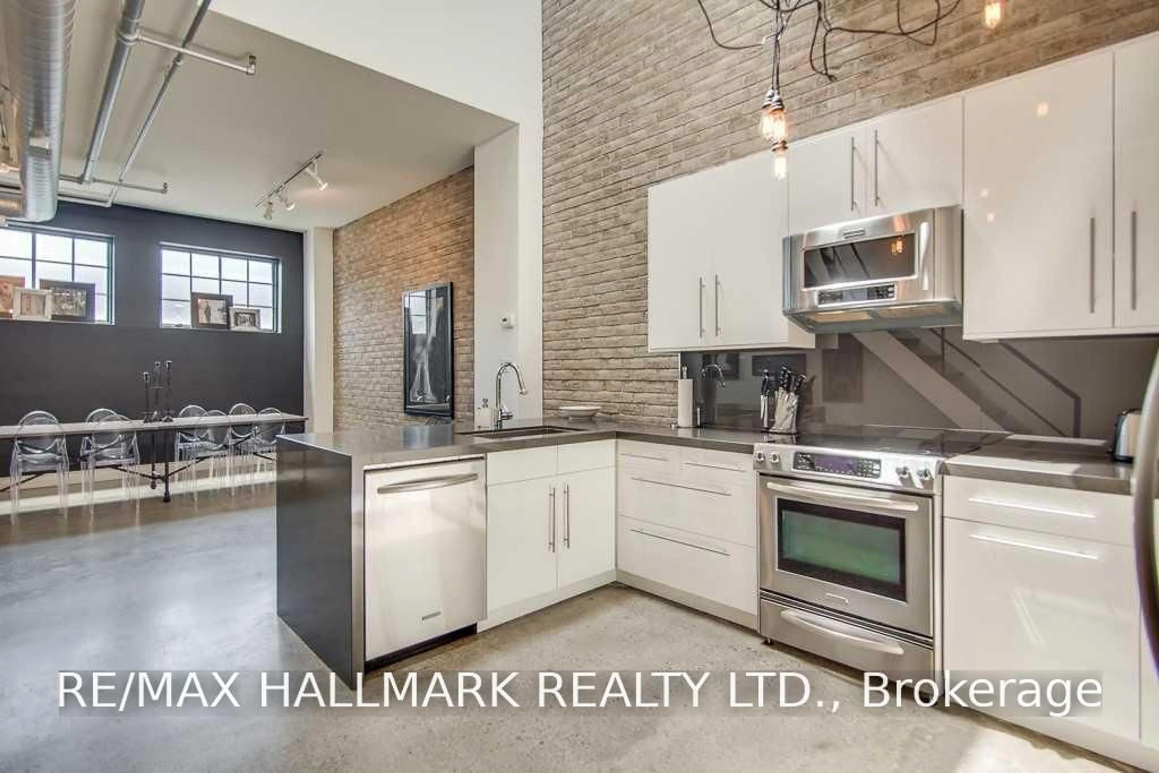 Contemporary kitchen, ceramic/tile floor for 6 Bartlett Ave #7, Toronto Ontario M6H 3E8