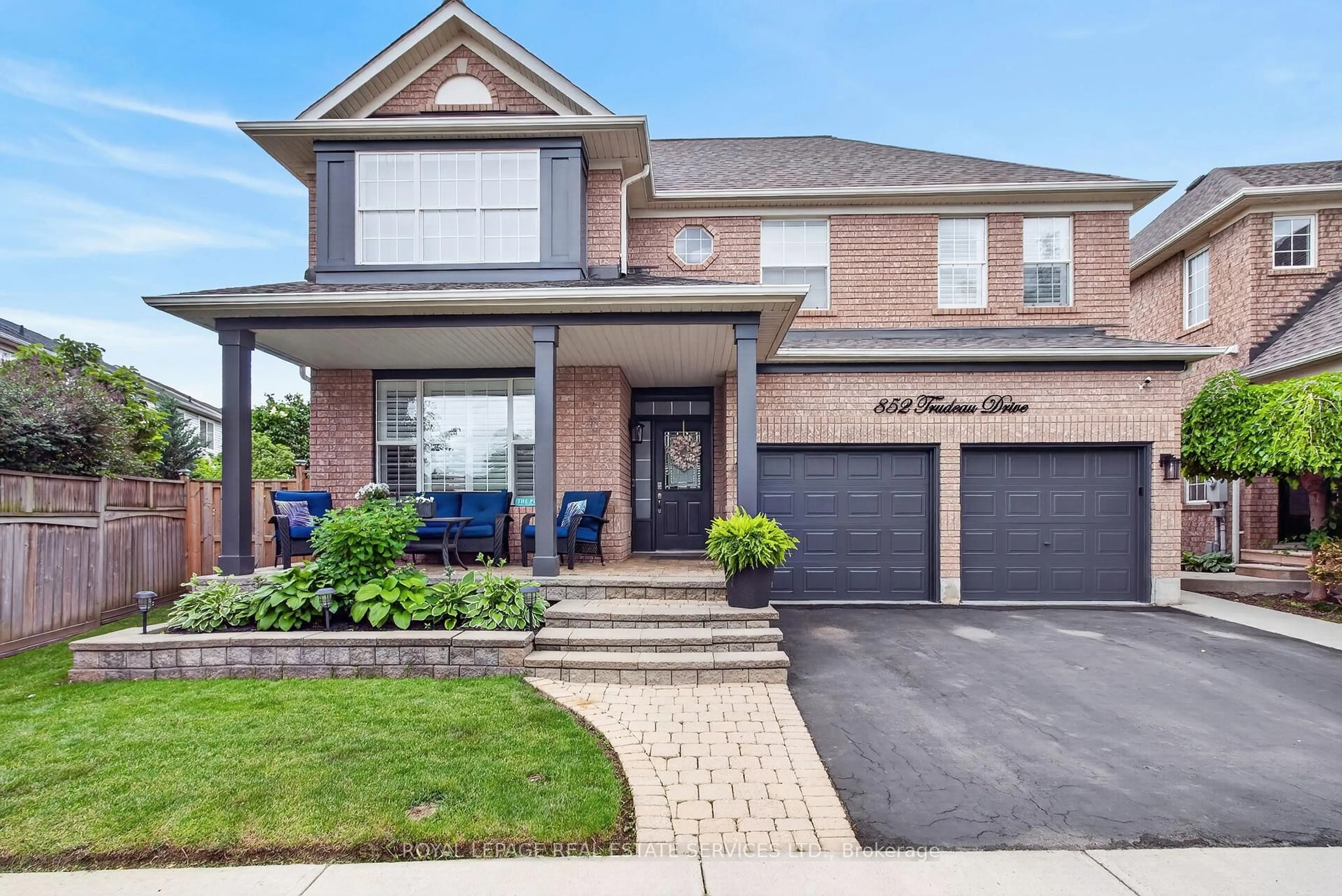 Home with brick exterior material, street for 852 Trudeau Dr, Milton Ontario L9T 5T7