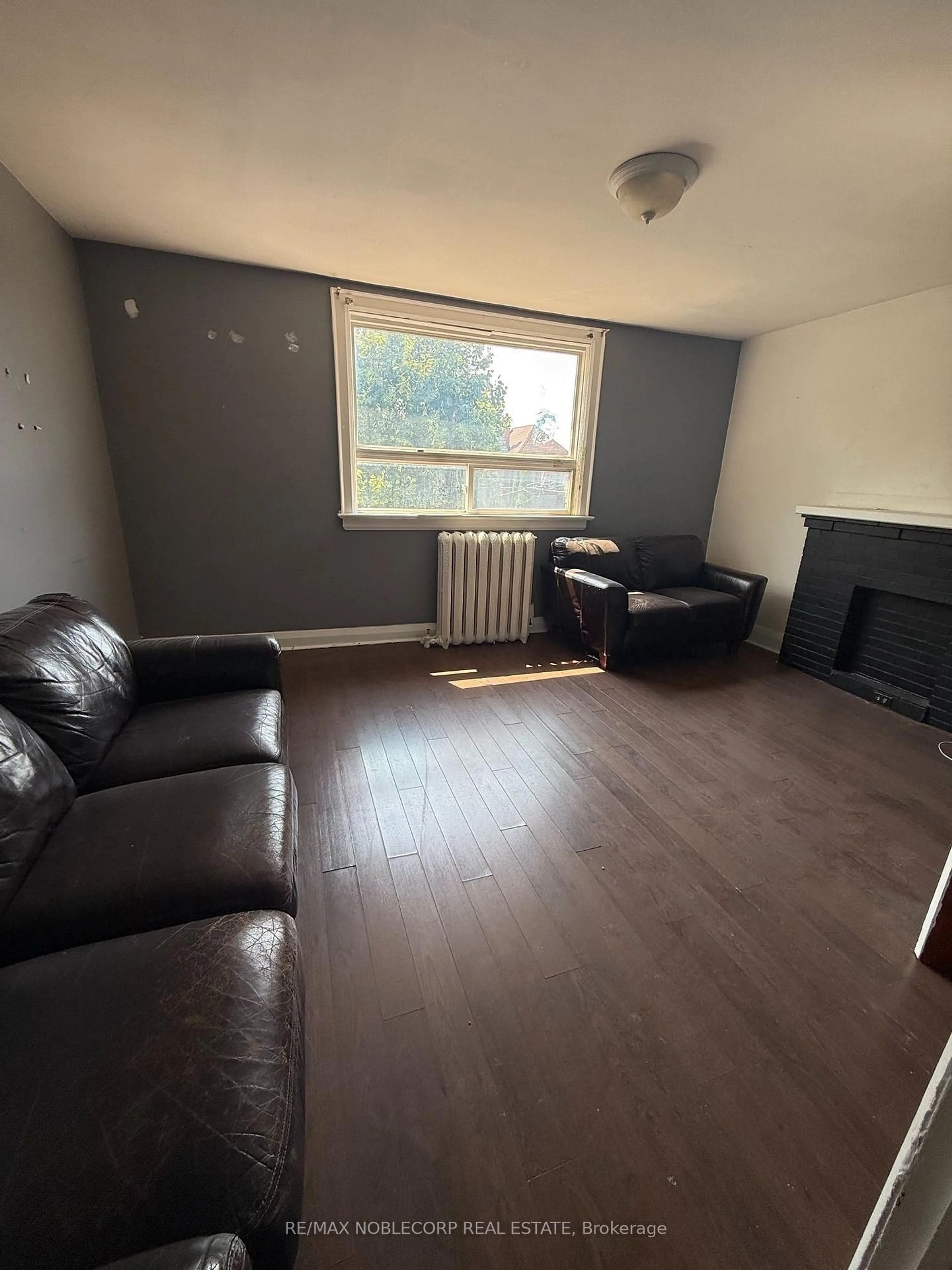 A pic of a room for 64 Ashburnham Rd, Toronto Ontario M6H 2K5