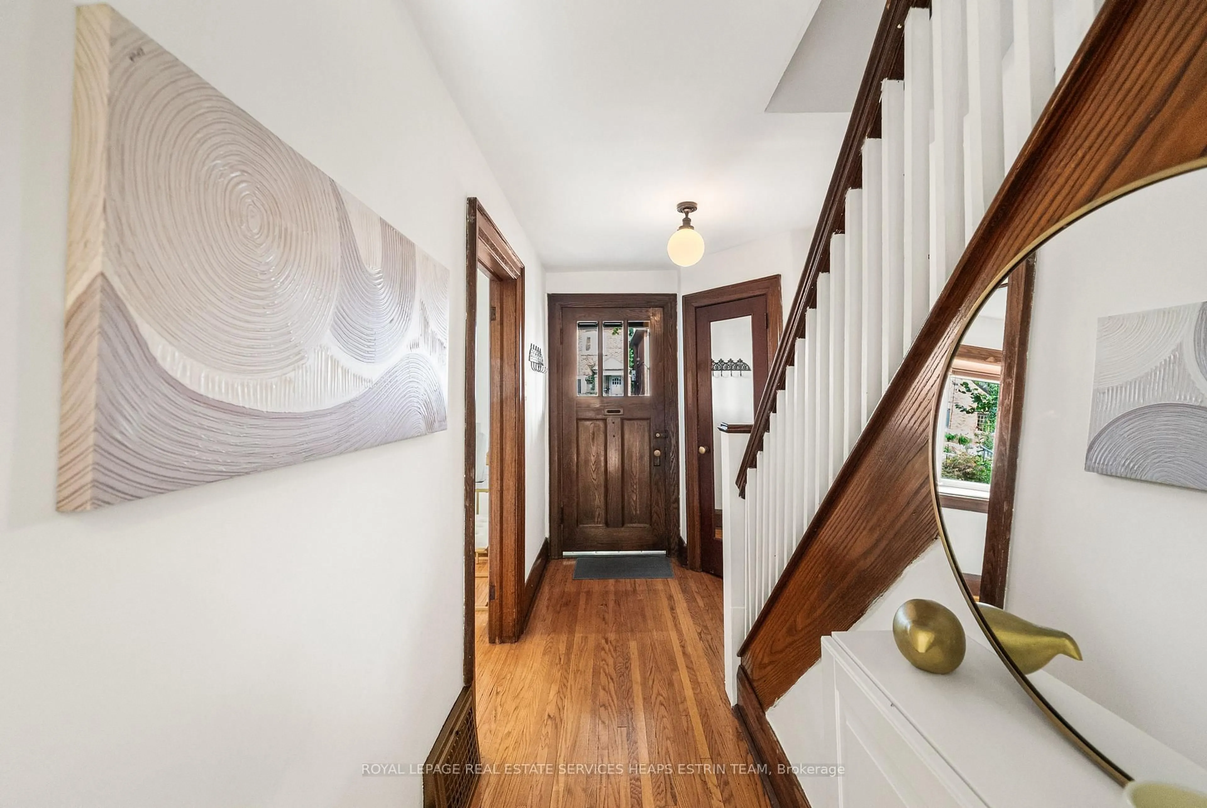 Indoor entryway for 56 Durie St, Toronto Ontario M6S 3E6