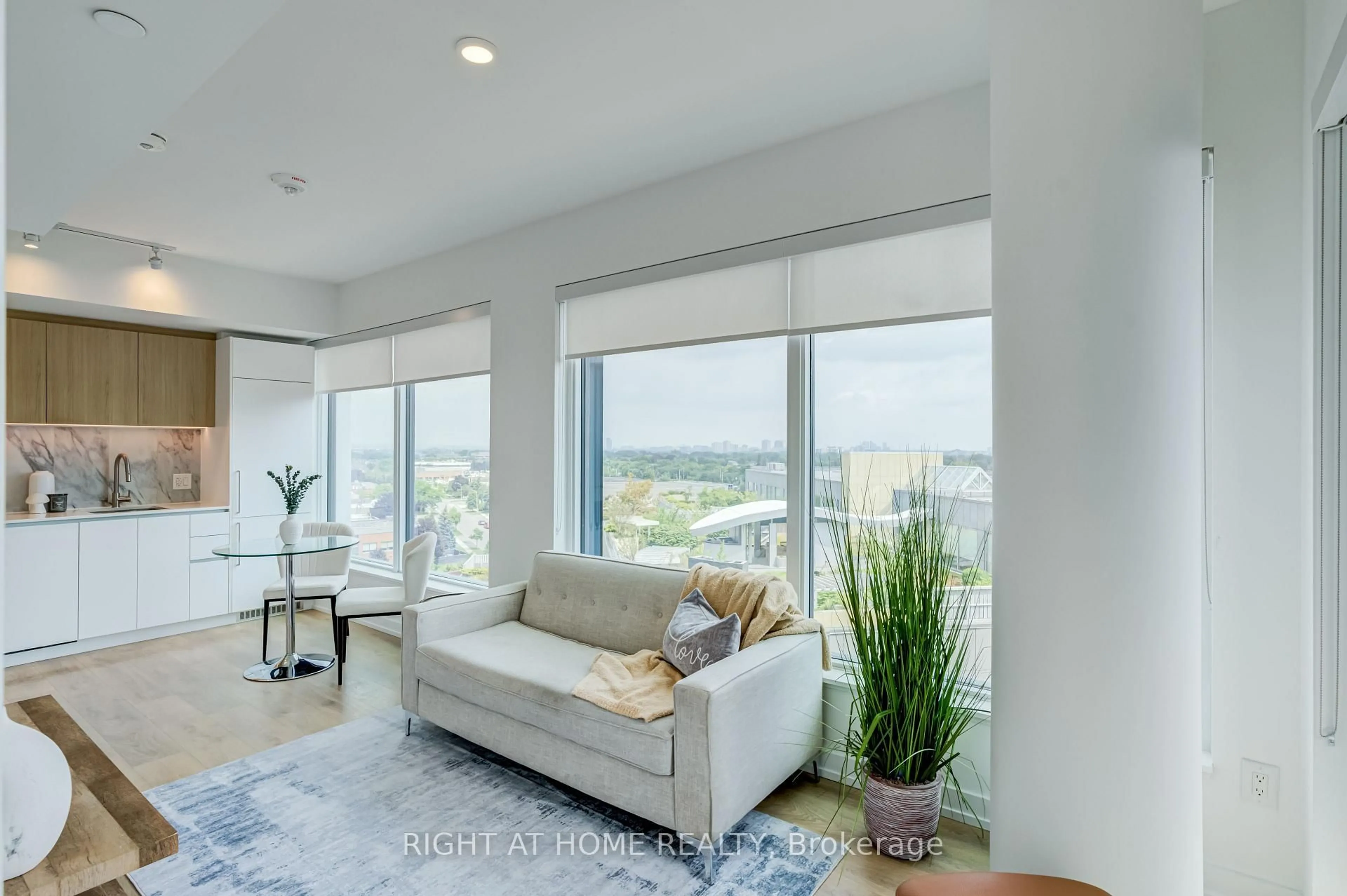 Living room with furniture, unknown for 1100 Sheppard Ave #908, Toronto Ontario M3J 0H1