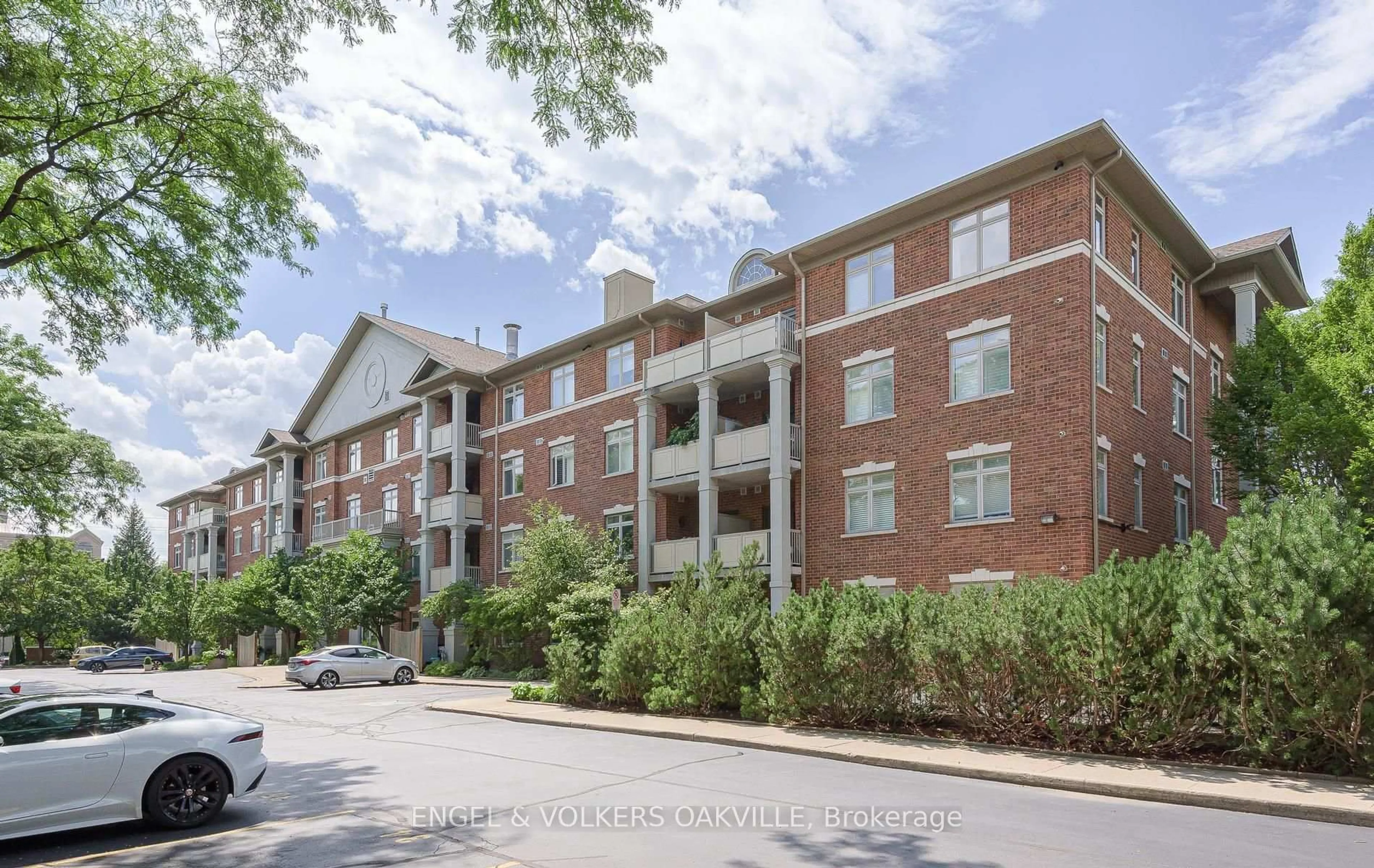Unknown for 391 Plains Rd #404, Burlington Ontario L7T 4M2