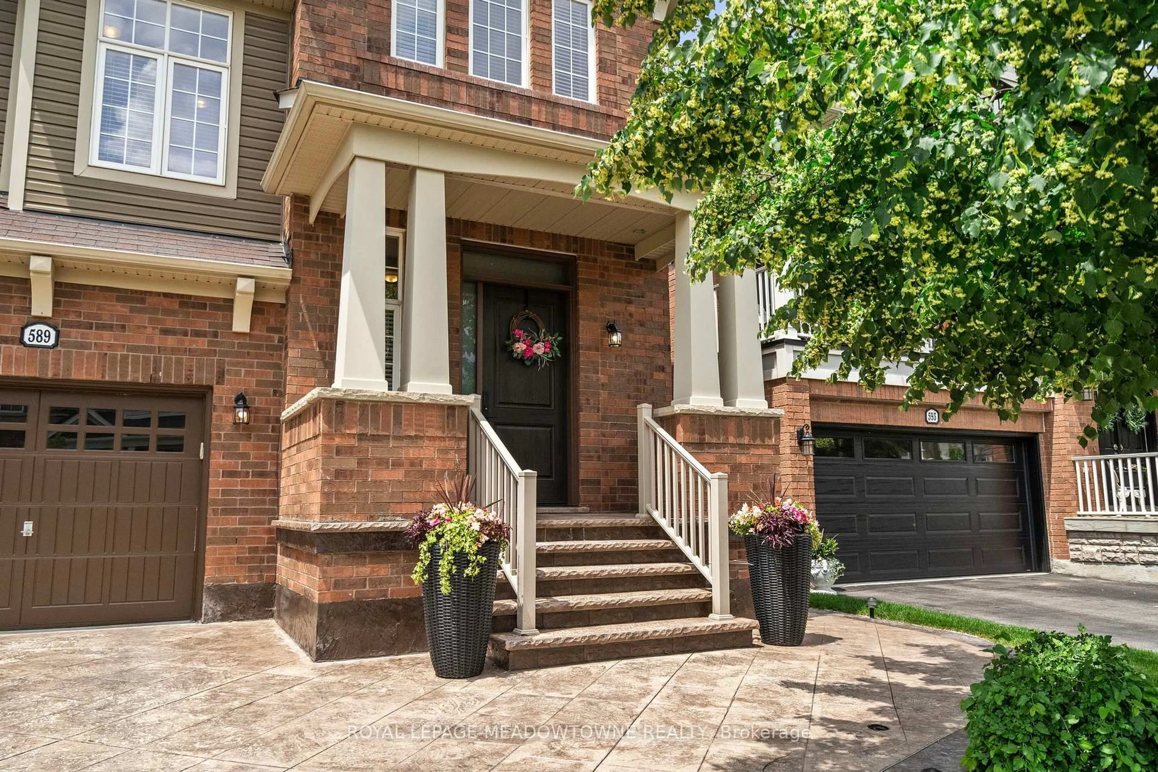 Home with brick exterior material, street for 589 Bartleman Terr, Milton Ontario L9T 6Z4