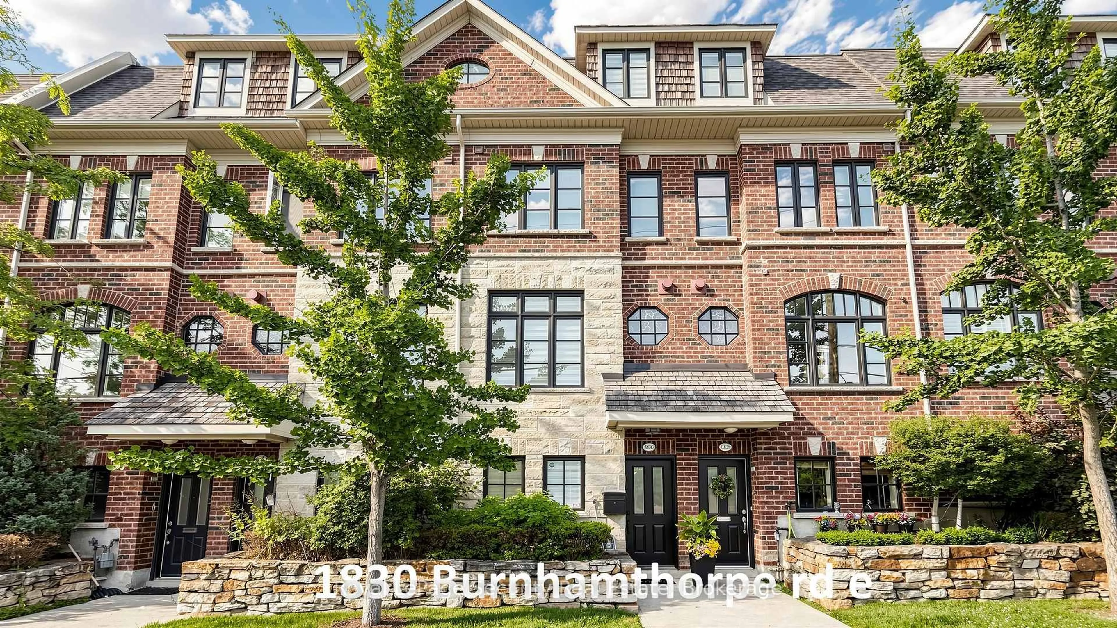 Home with brick exterior material, building for 1830 Burnhamthorpe Rd, Mississauga Ontario L4X 2S5