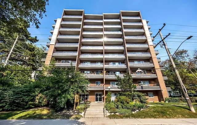 15 Elizabeth St #203, Mississauga 2