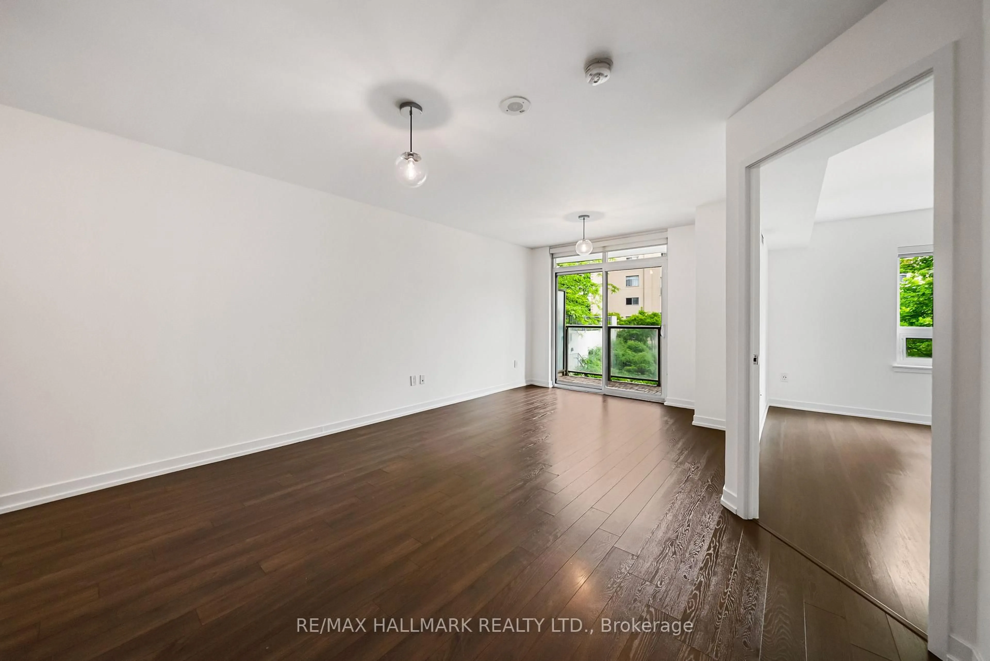 A pic of a room for 816 Lansdowne Ave #103, Toronto Ontario M6H 4K6