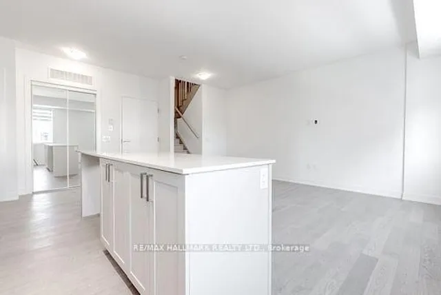 1085 Douglas Mccurdy Common #216, Mississauga 3