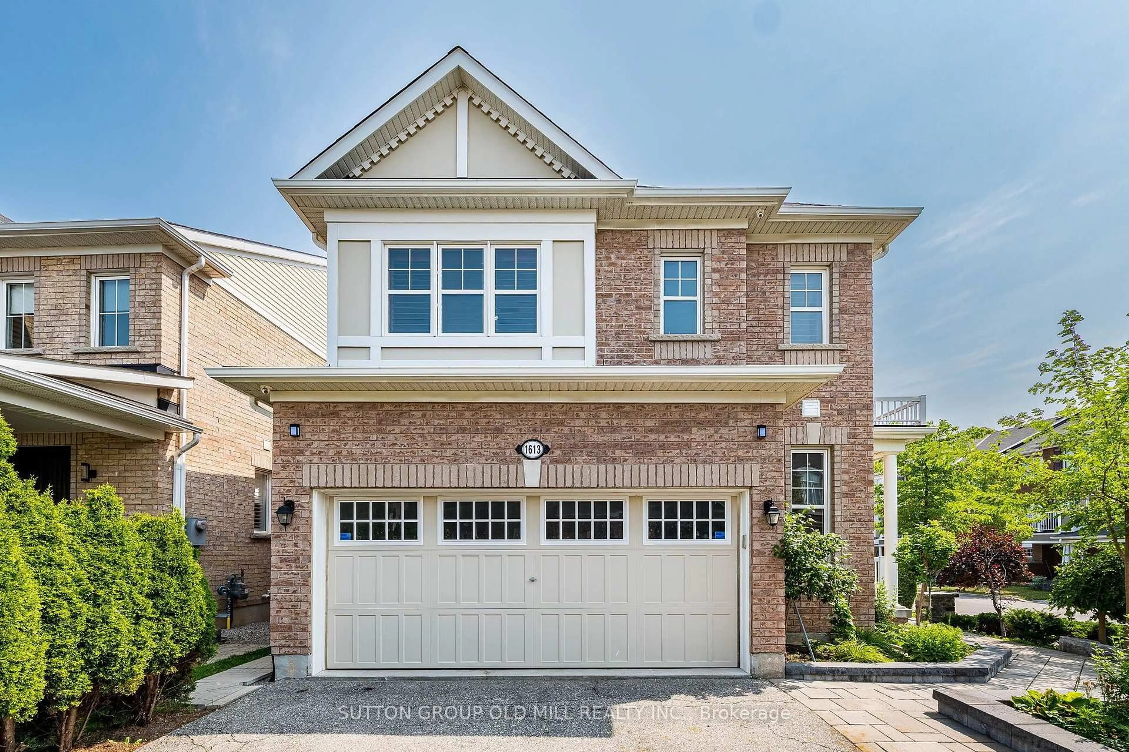 Home with brick exterior material, street for 1613 Copeland Circ, Milton Ontario L9T 8X8