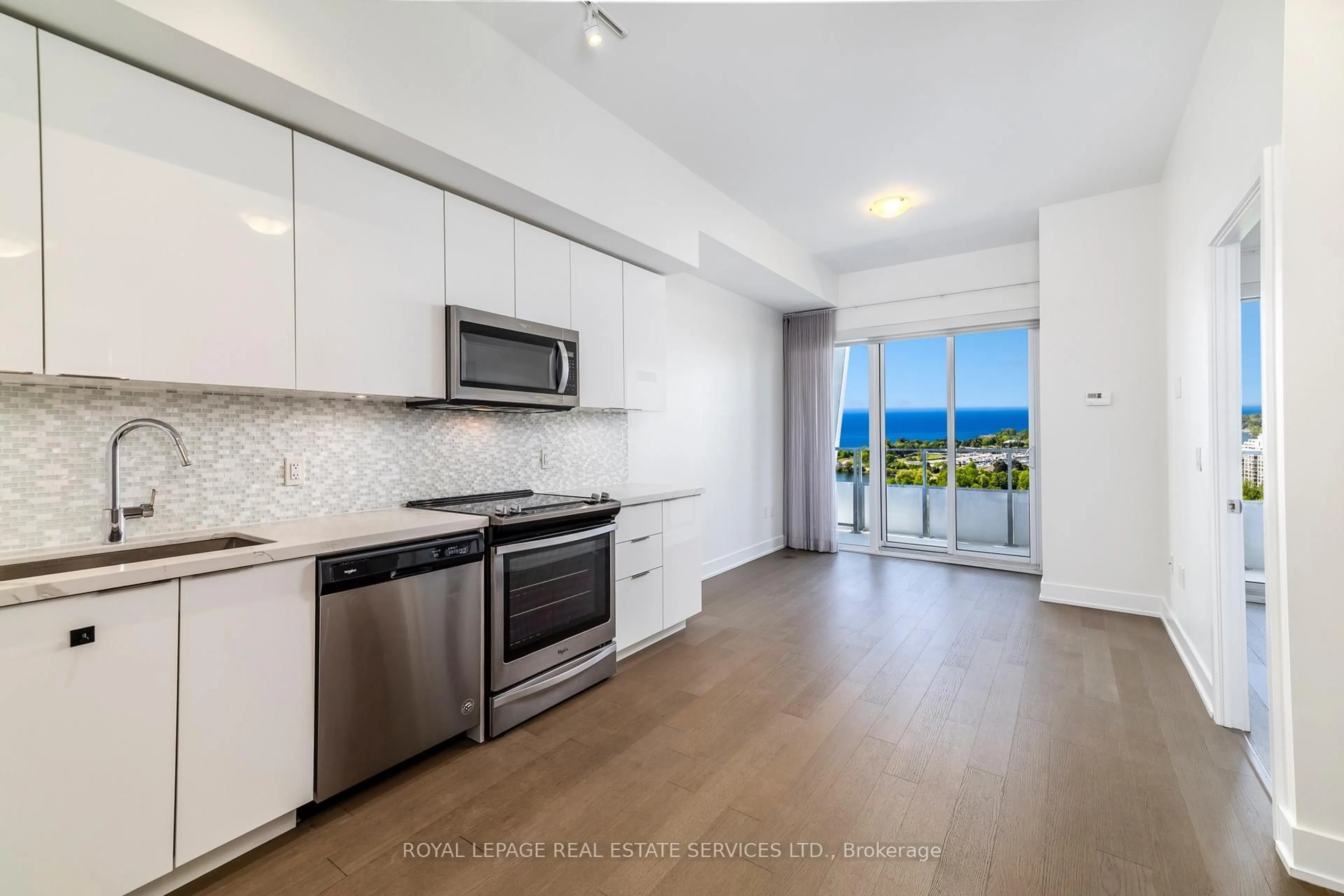 Unknown for 30 Shore Breeze Dr #2019, Toronto Ontario M8V 0J1