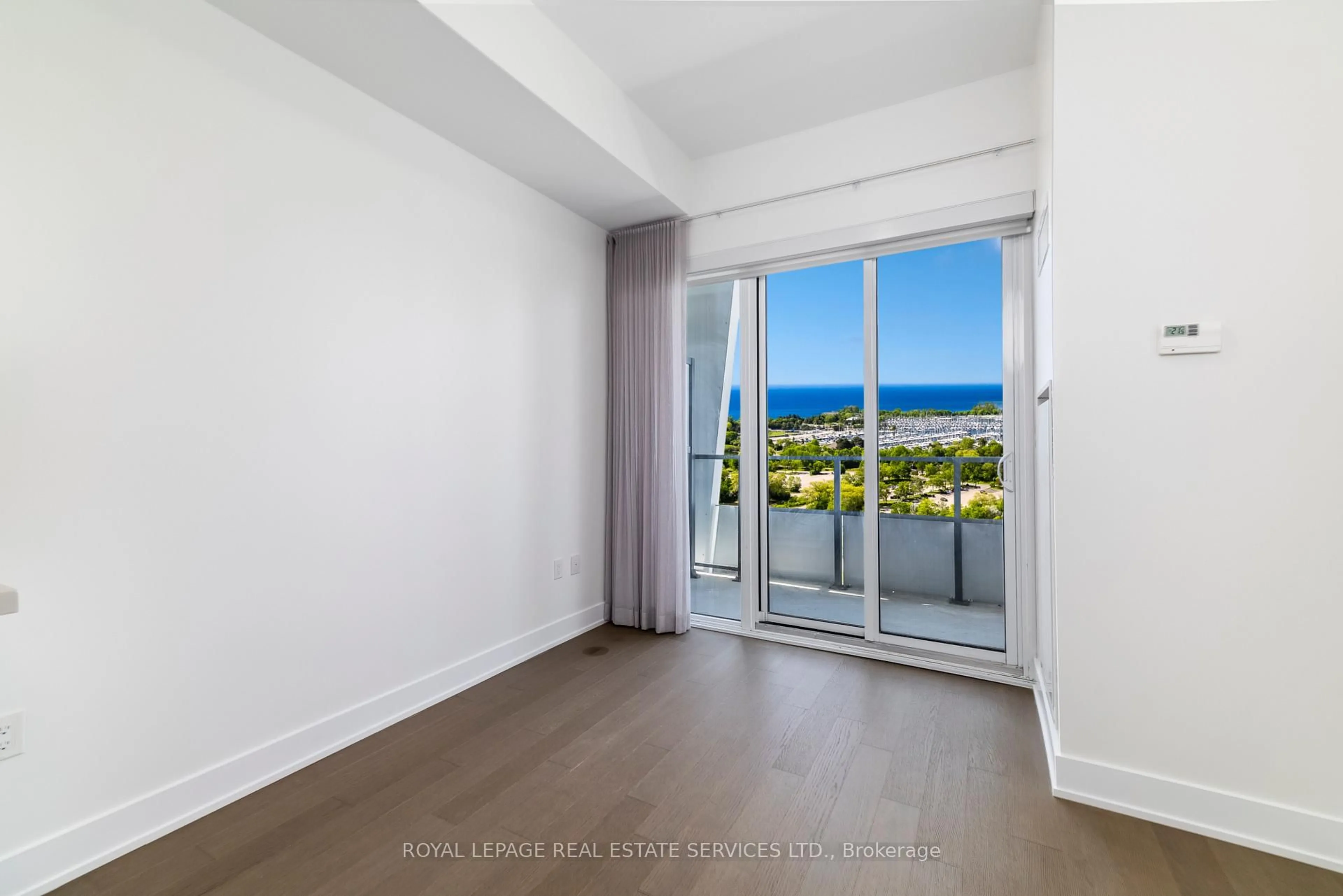 A pic of a room for 30 Shore Breeze Dr #2019, Toronto Ontario M8V 0J1