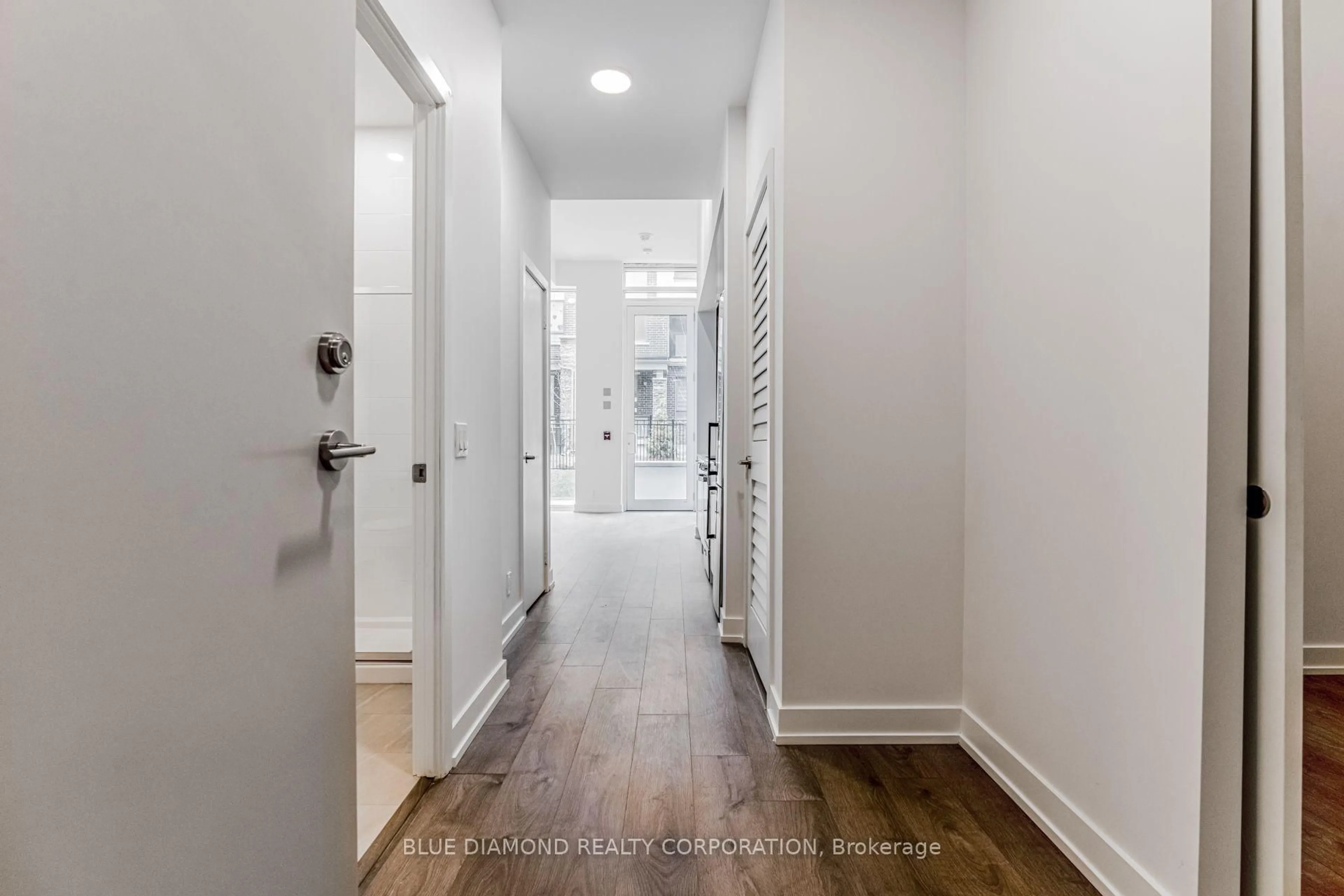 Indoor entryway for 225 VETERANS Dr #N 210, Brampton Ontario L7A 5L7