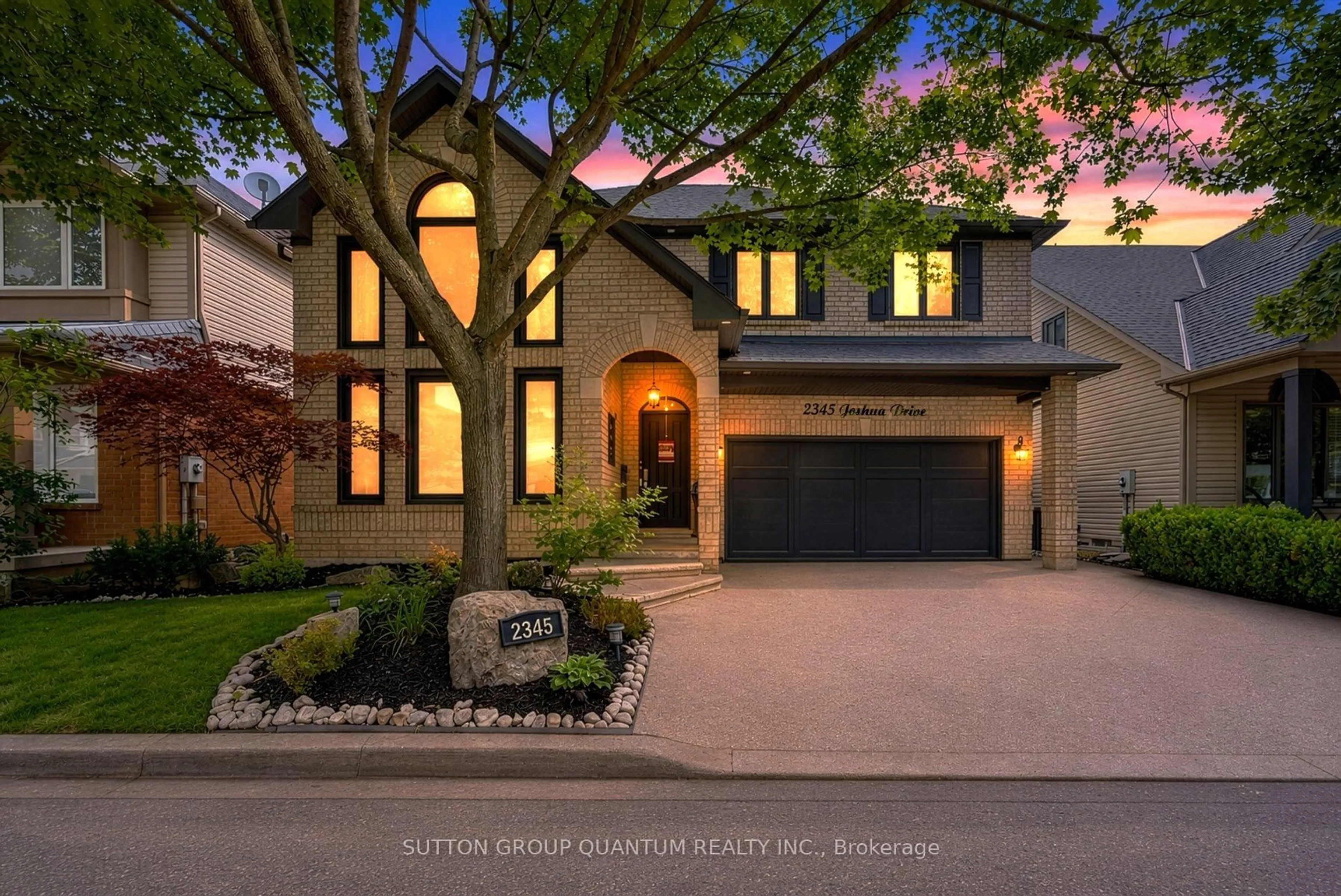 Home with brick exterior material, street for 2345 Joshua Dr, Burlington Ontario L7L 6N6