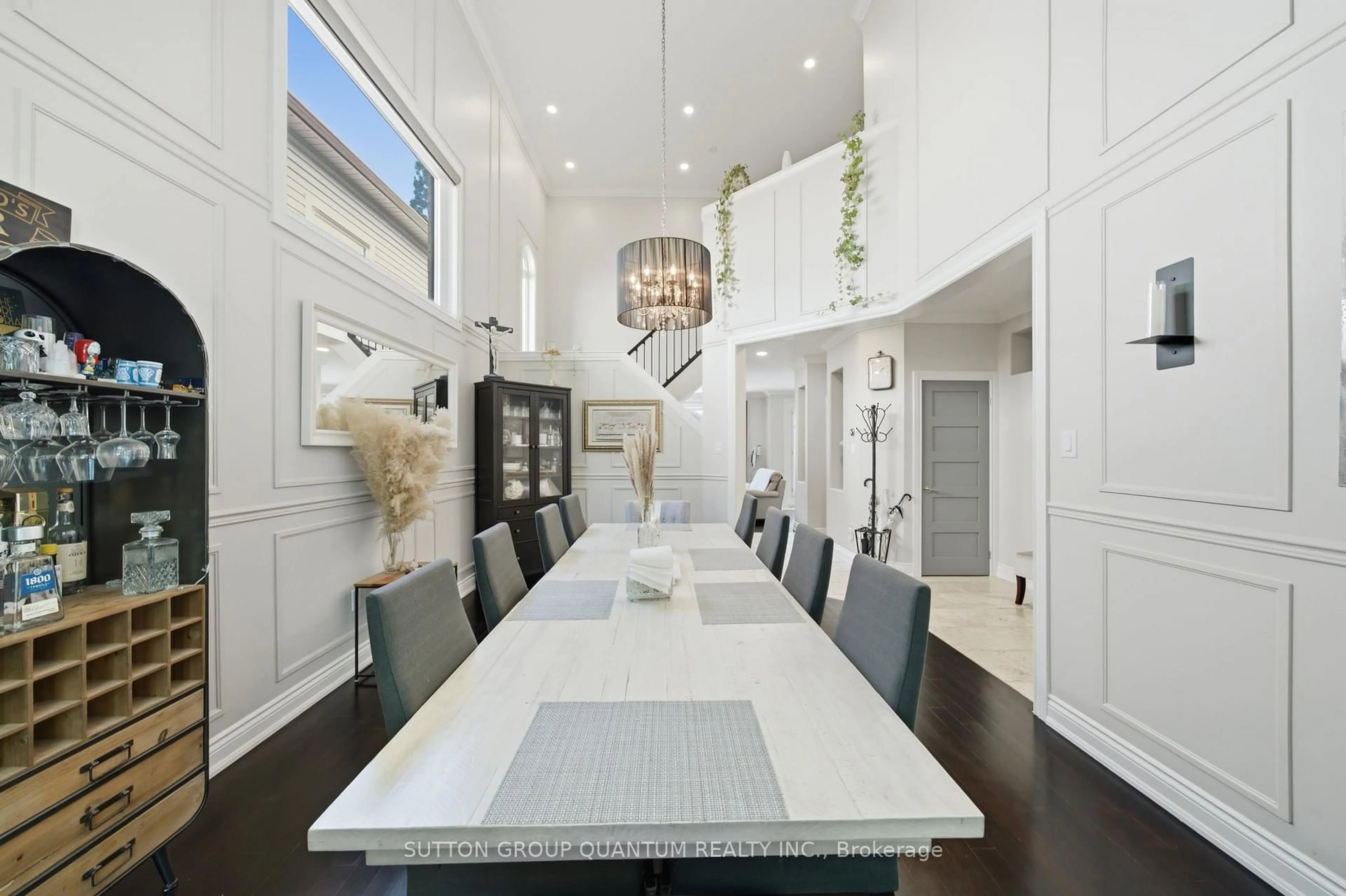 Dining room, unknown for 2345 Joshua Dr, Burlington Ontario L7L 6N6