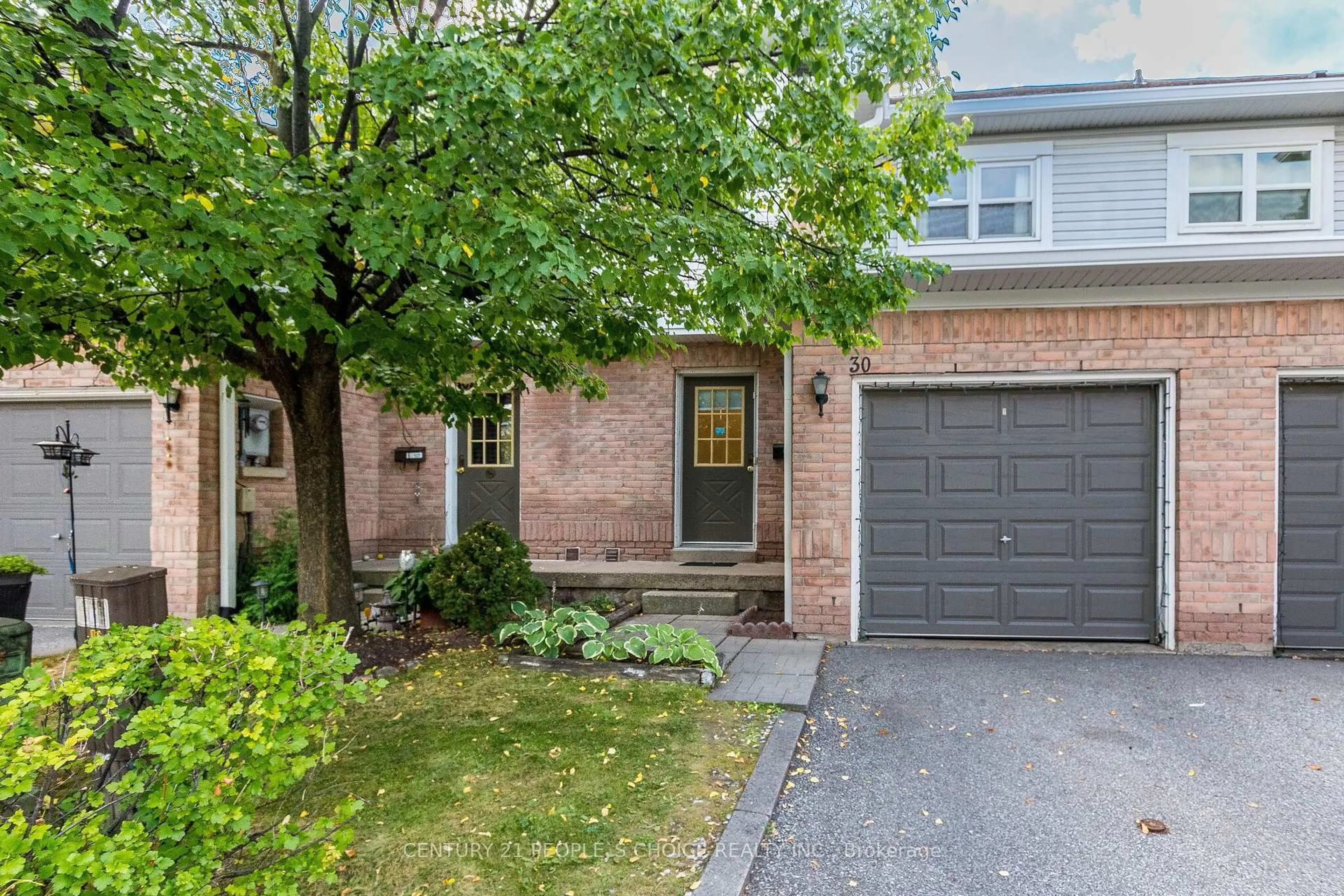 Home with brick exterior material, street for 30 Brisbane Crt, Brampton Ontario L6R 1V4