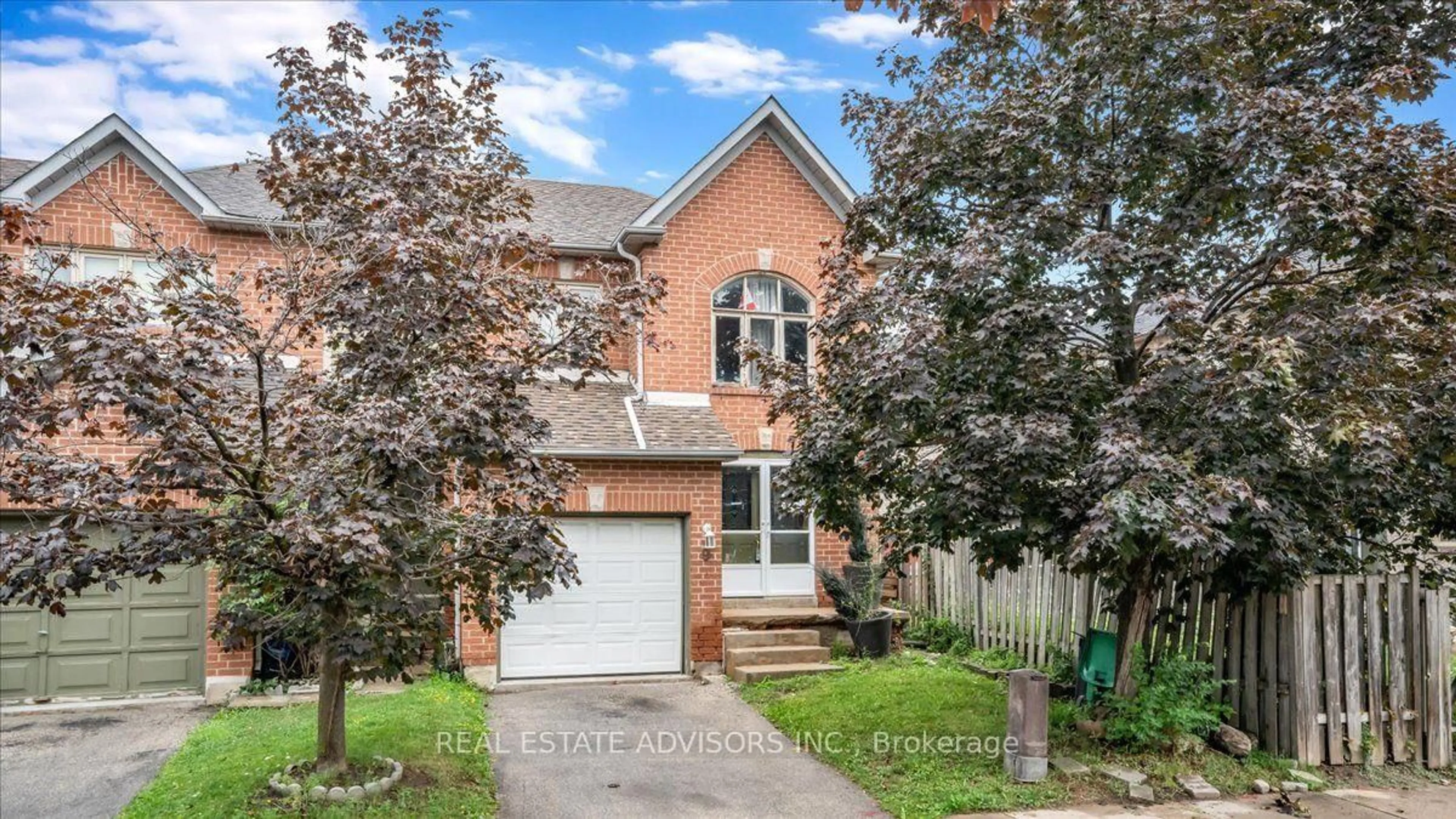 Home with brick exterior material, street for 9 Brocklebank Crt, Brampton Ontario L6X 4N6