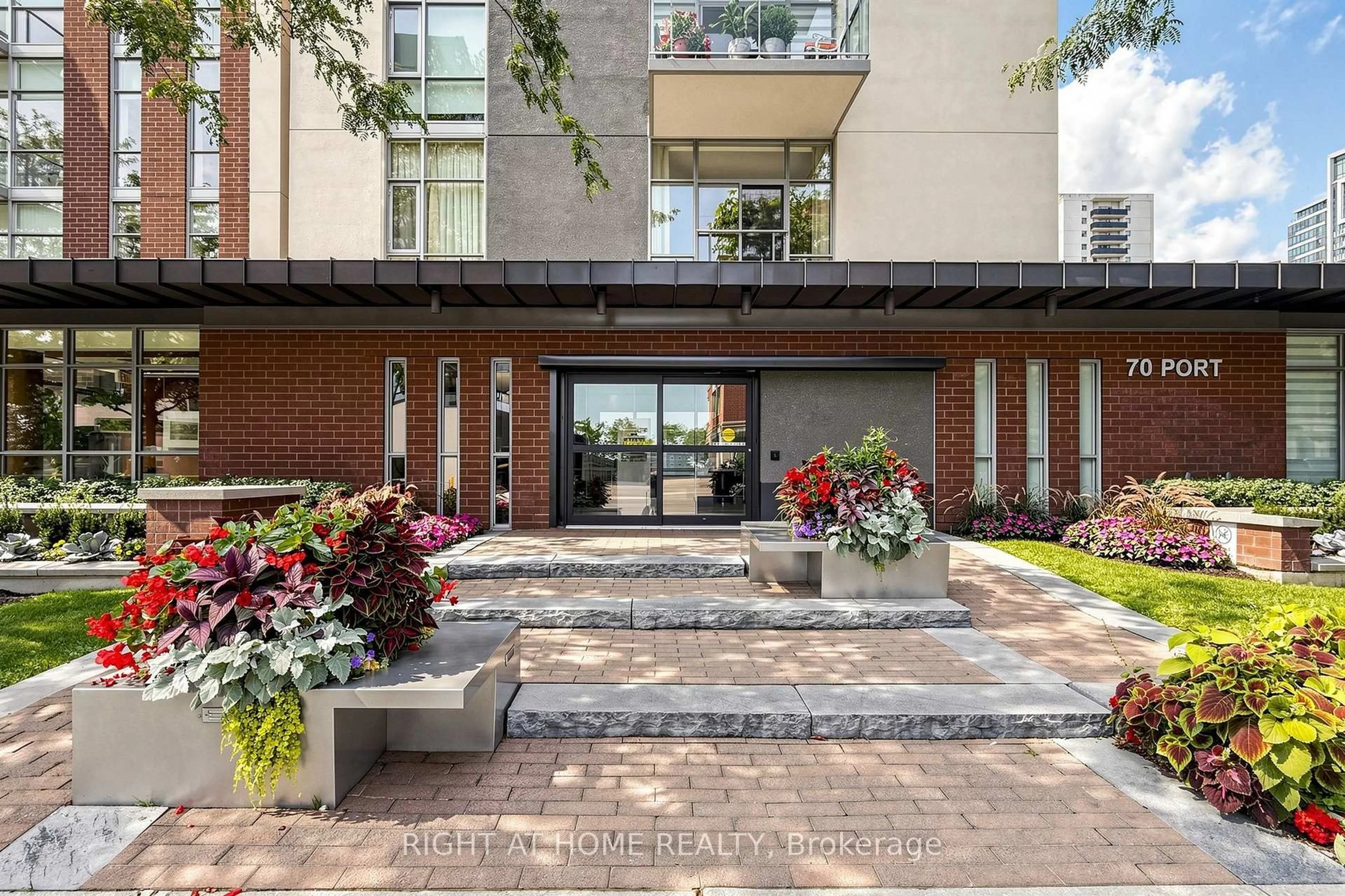 Unknown for 70 PORT St #408, Mississauga Ontario L5G 4V8