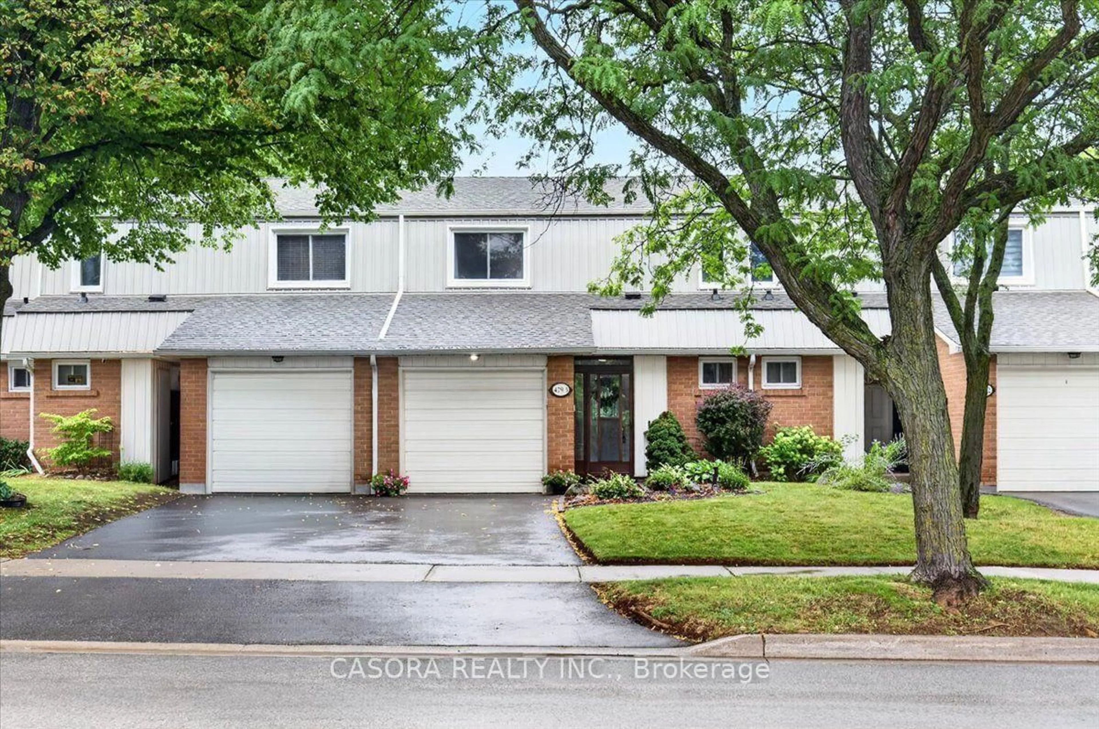 Home with brick exterior material, street for 479 WOODVIEW Rd, Burlington Ontario L7N 2Z9