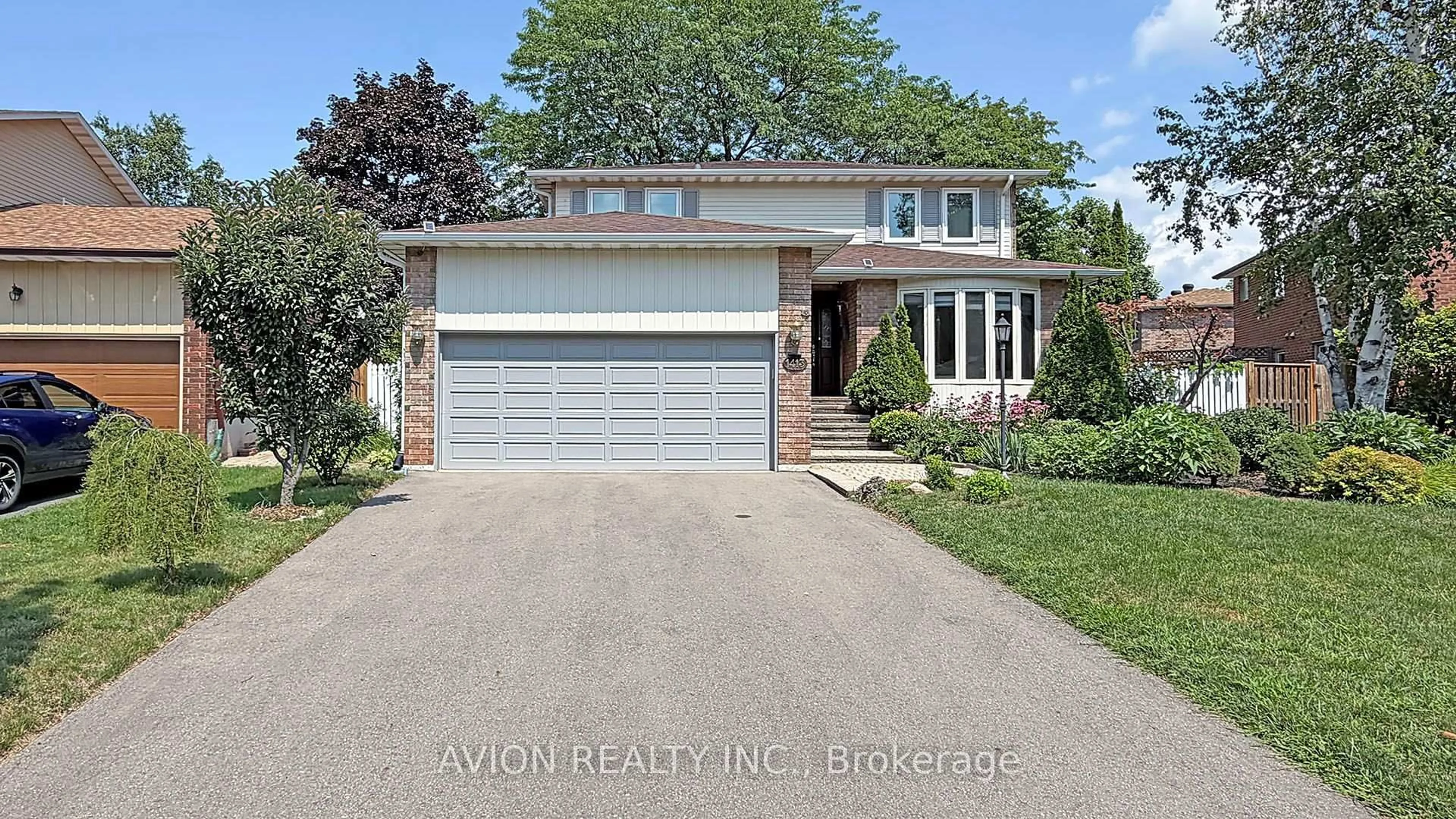 Home with brick exterior material, street for 1413 Harmsworth Sq, Oakville Ontario L6H 3E7