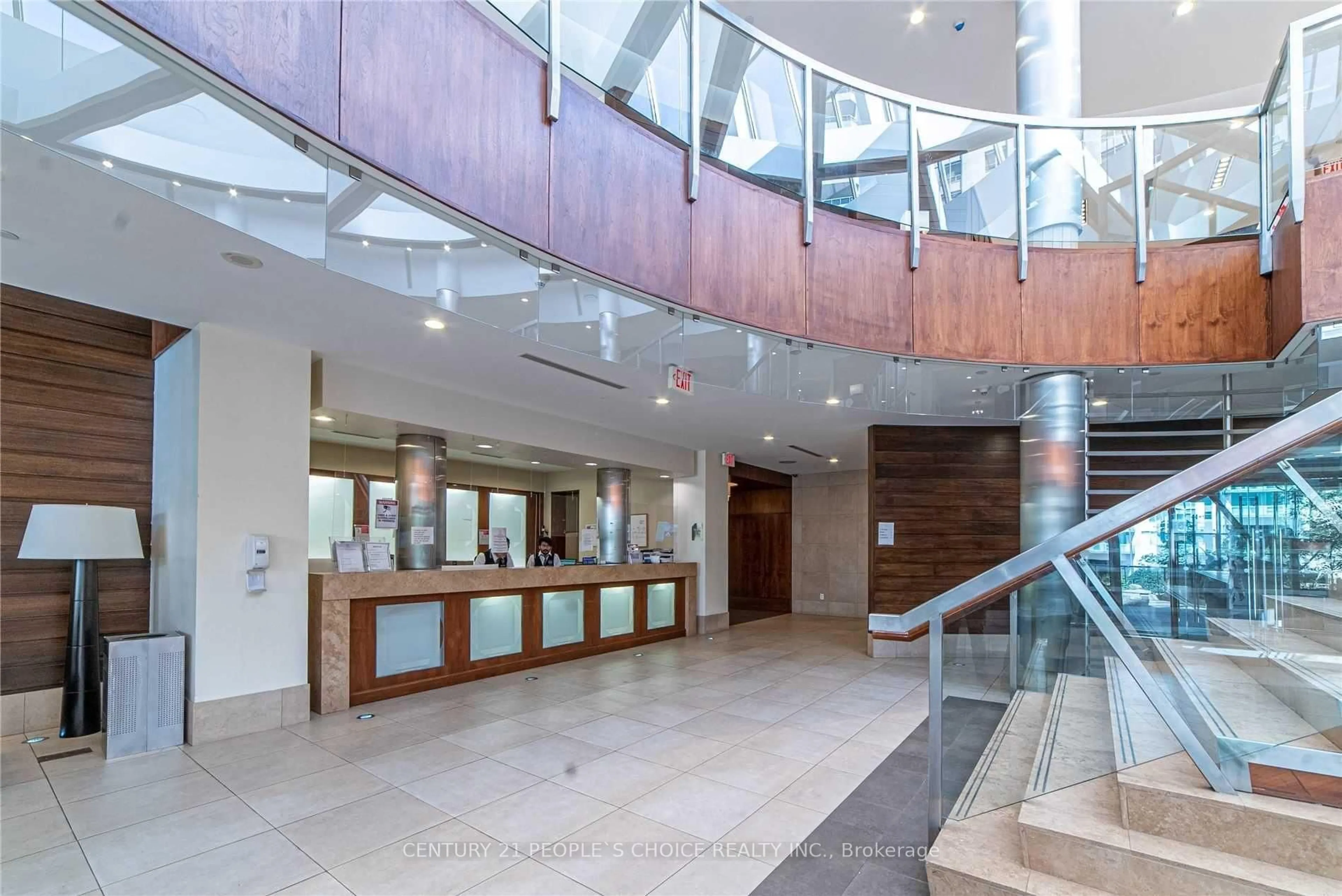Indoor foyer for 3880 Duke Of York Blvd #1806, Mississauga Ontario L5B 4M7